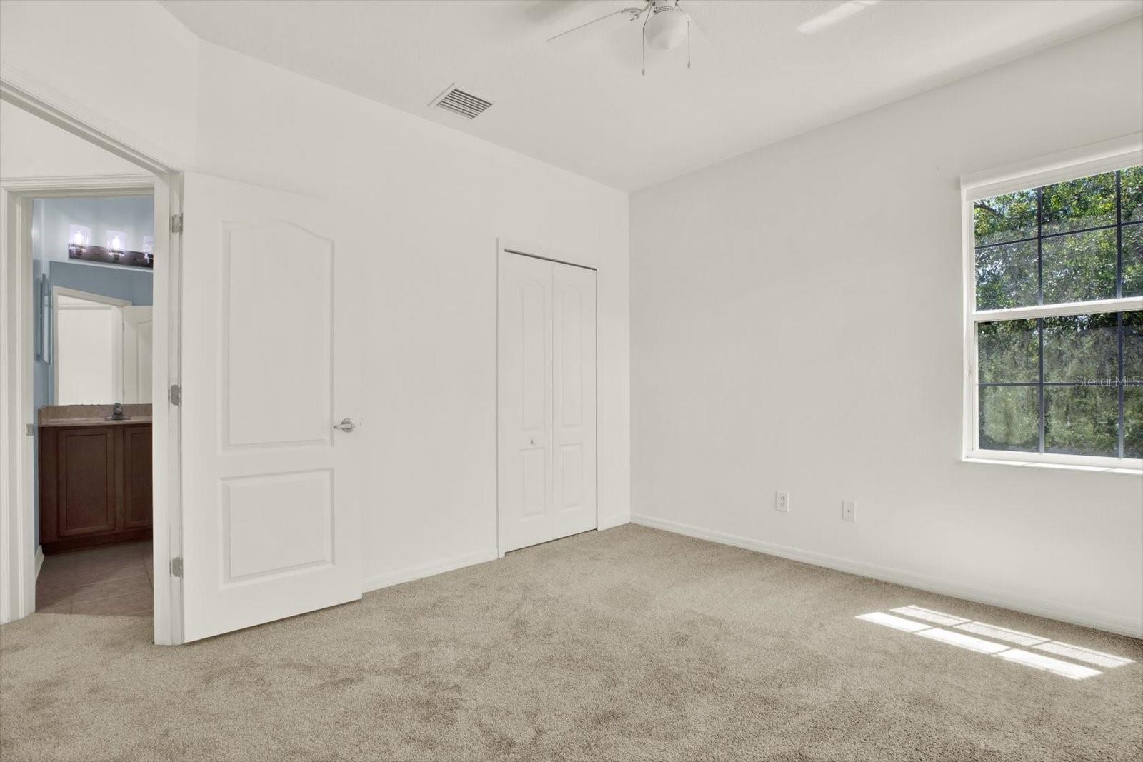 4023 HUNTINGDALE CT, WESLEY CHAPEL, FL, 33543