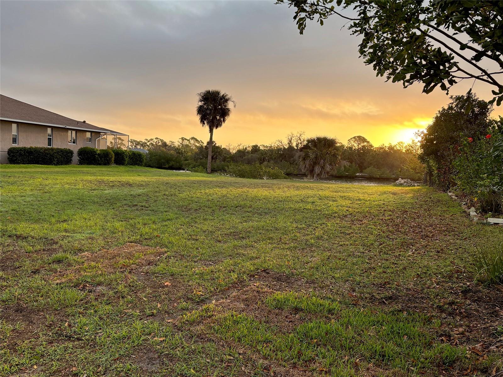 3190 LAKE VIEW BLVD, PORT CHARLOTTE, FL, 33948