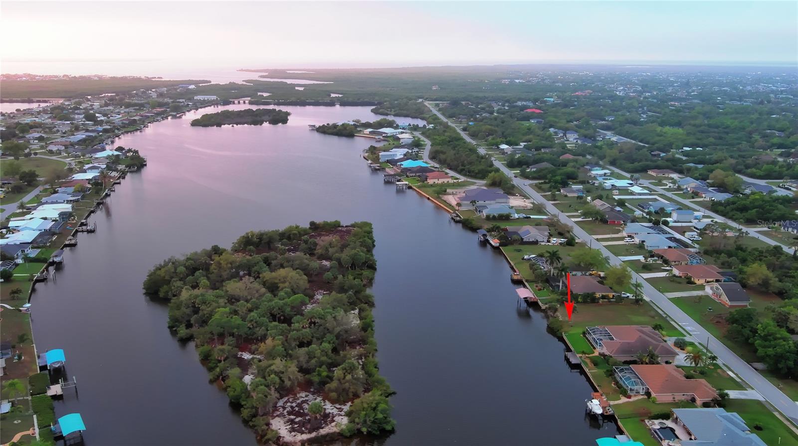 3190 LAKE VIEW BLVD, PORT CHARLOTTE, FL, 33948