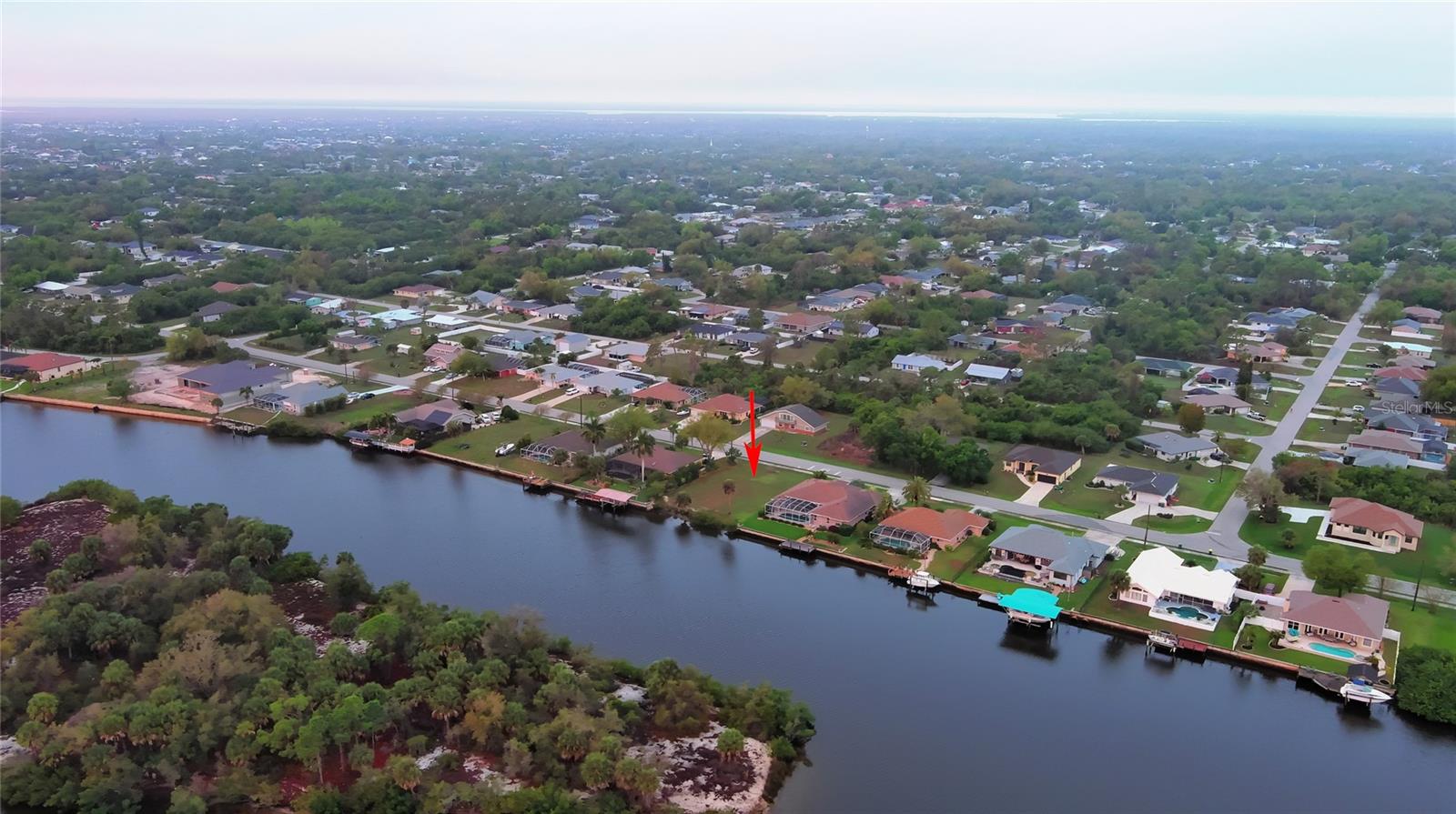 3190 LAKE VIEW BLVD, PORT CHARLOTTE, FL, 33948