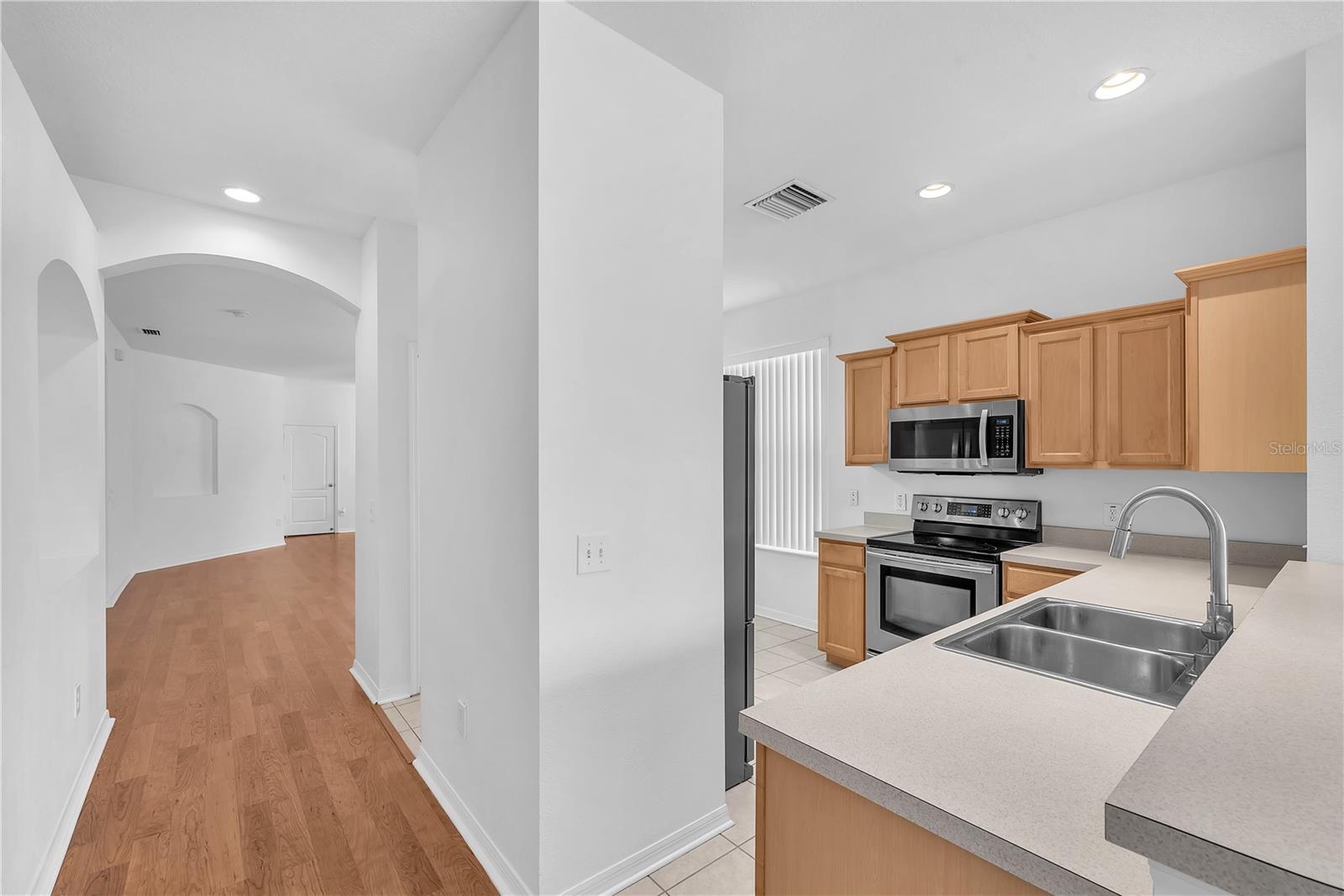 8427 DEER CHASE DR, RIVERVIEW, FL, 33578