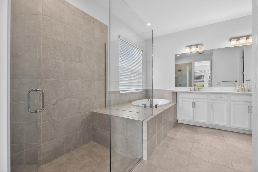 6126 MAIDENSTONE WAY, PALMETTO, FL, 34221