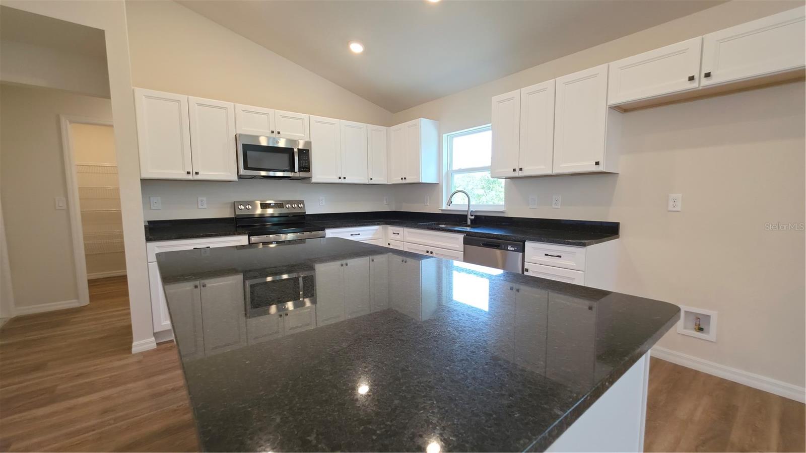 1353 W CARY DR, CITRUS SPRINGS, FL, 34434