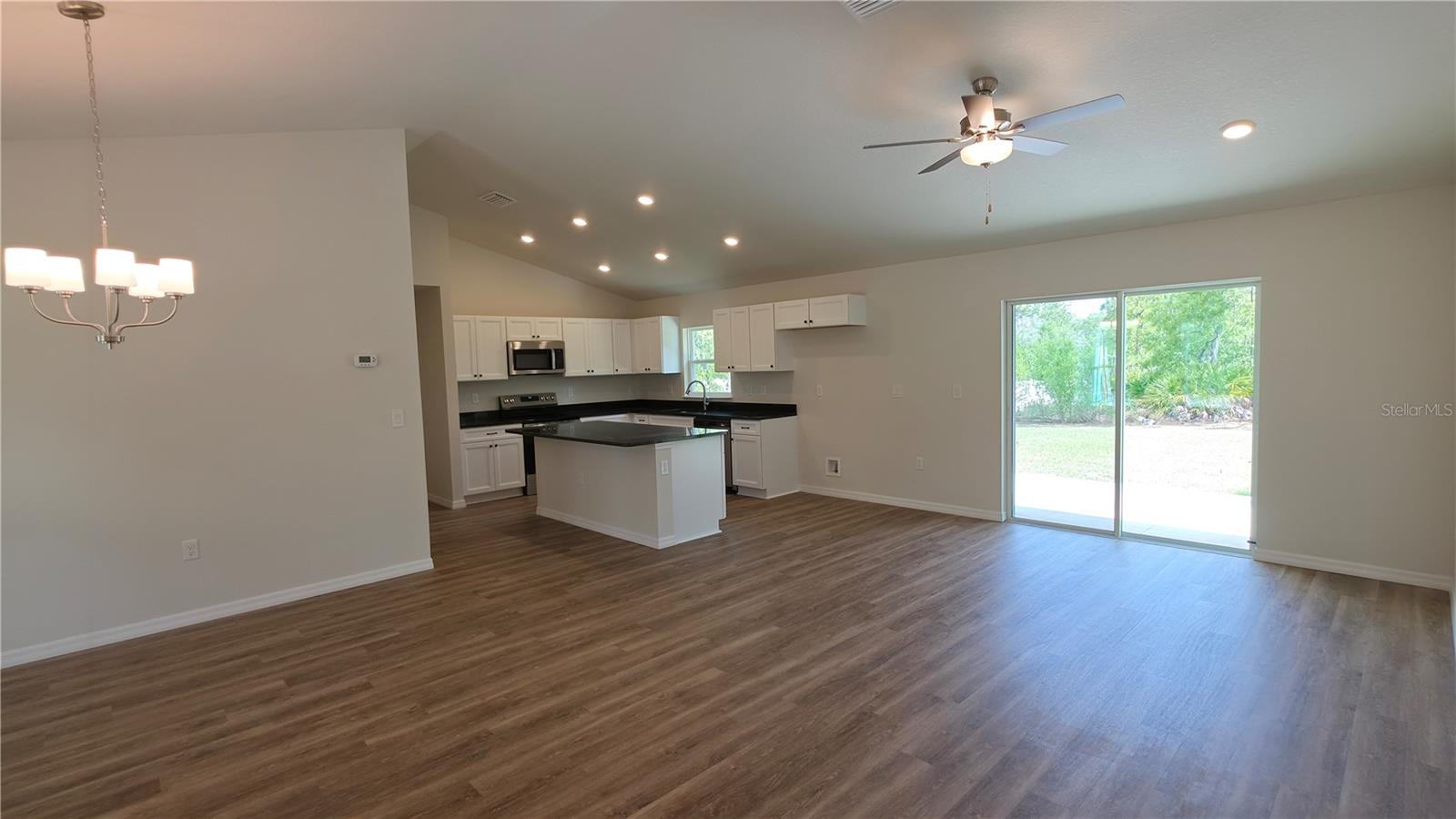 1353 W CARY DR, CITRUS SPRINGS, FL, 34434