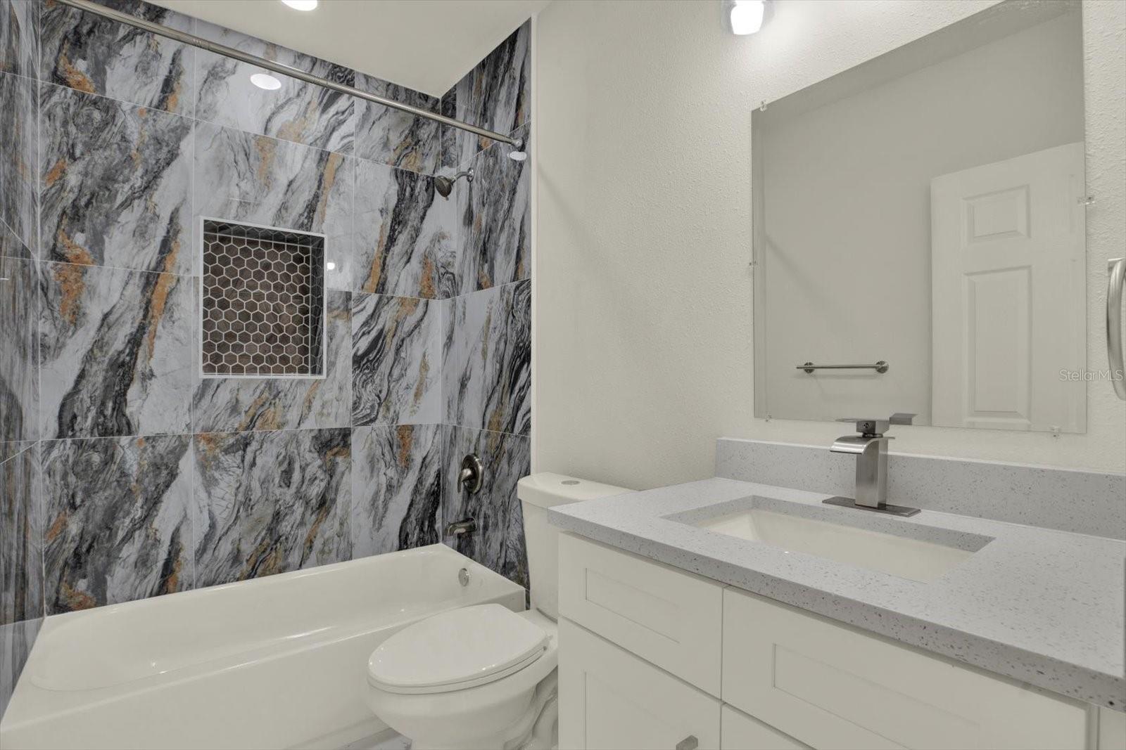 1209 E 33RD AVE, TAMPA, FL, 33603