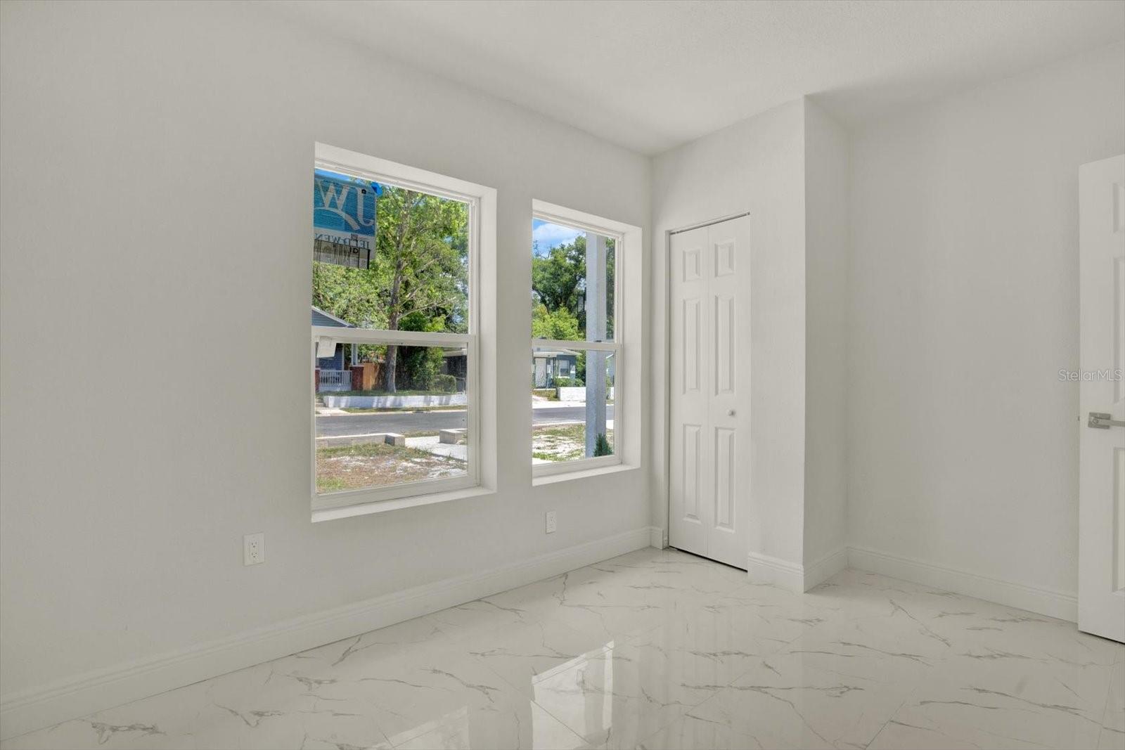 1209 E 33RD AVE, TAMPA, FL, 33603