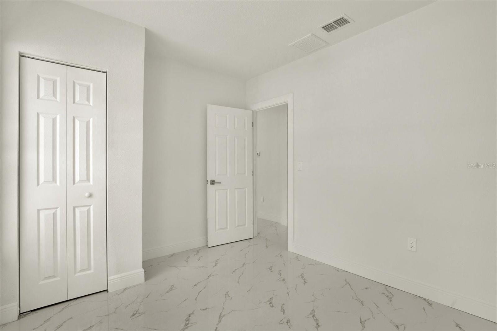 1209 E 33RD AVE, TAMPA, FL, 33603