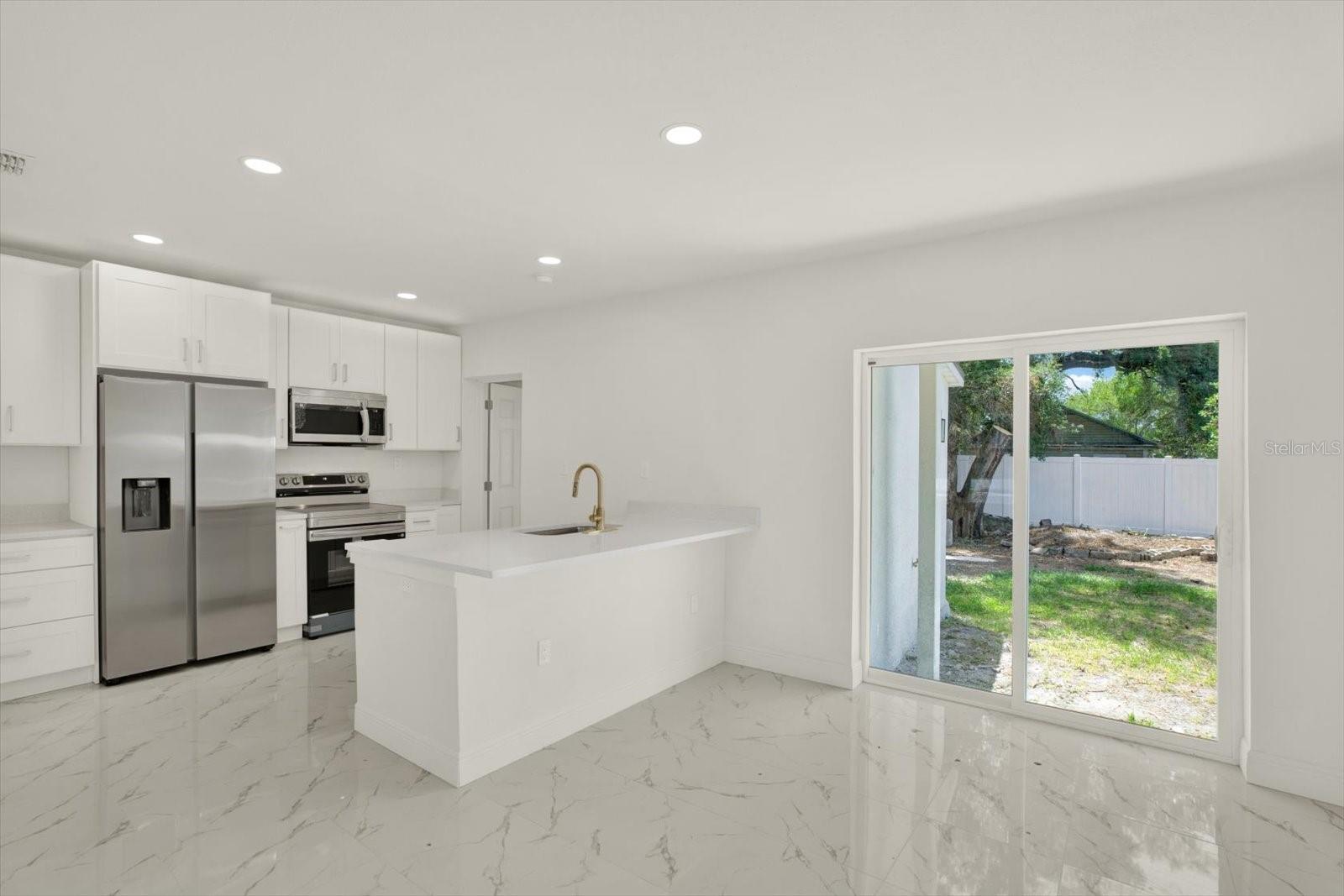 1209 E 33RD AVE, TAMPA, FL, 33603