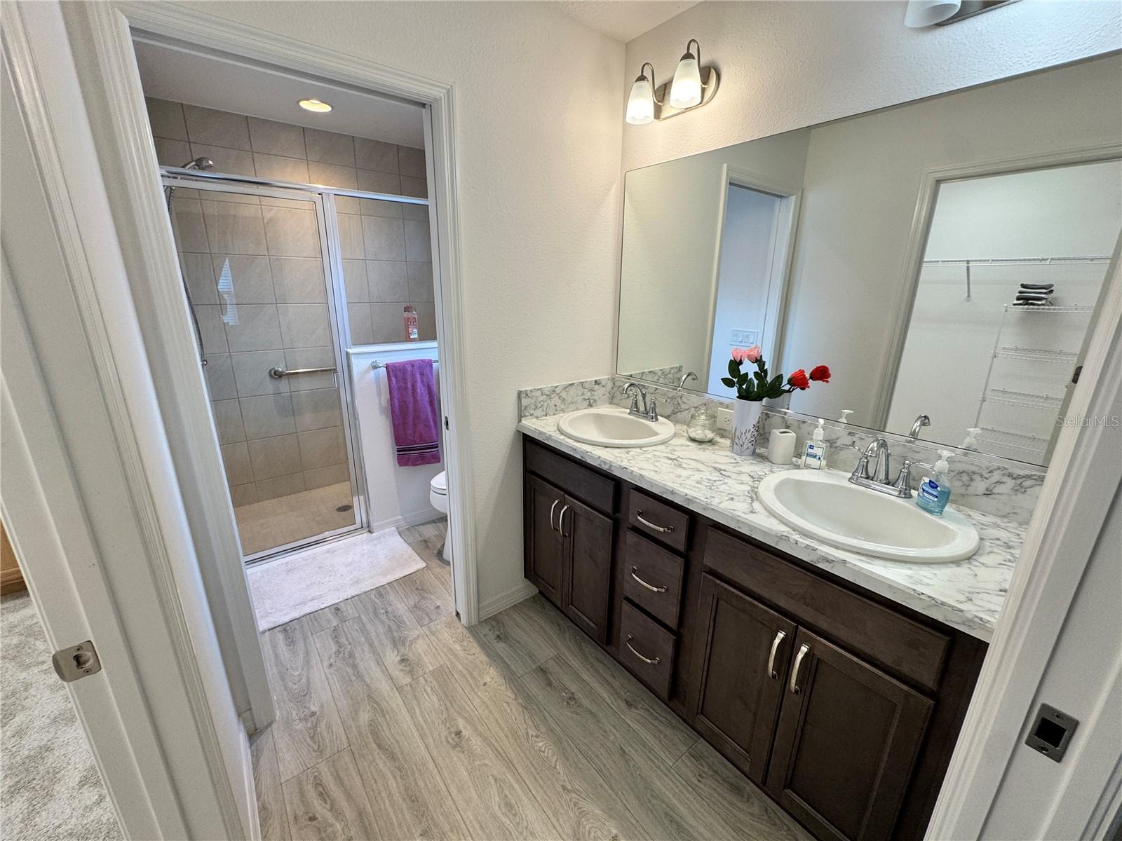 5822 ROUDELL WAY, THE VILLAGES, FL, 32163