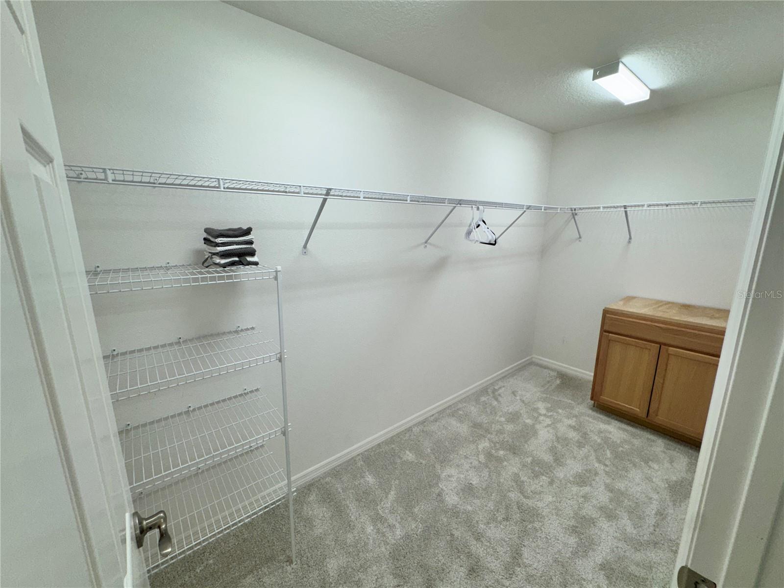 5822 ROUDELL WAY, THE VILLAGES, FL, 32163