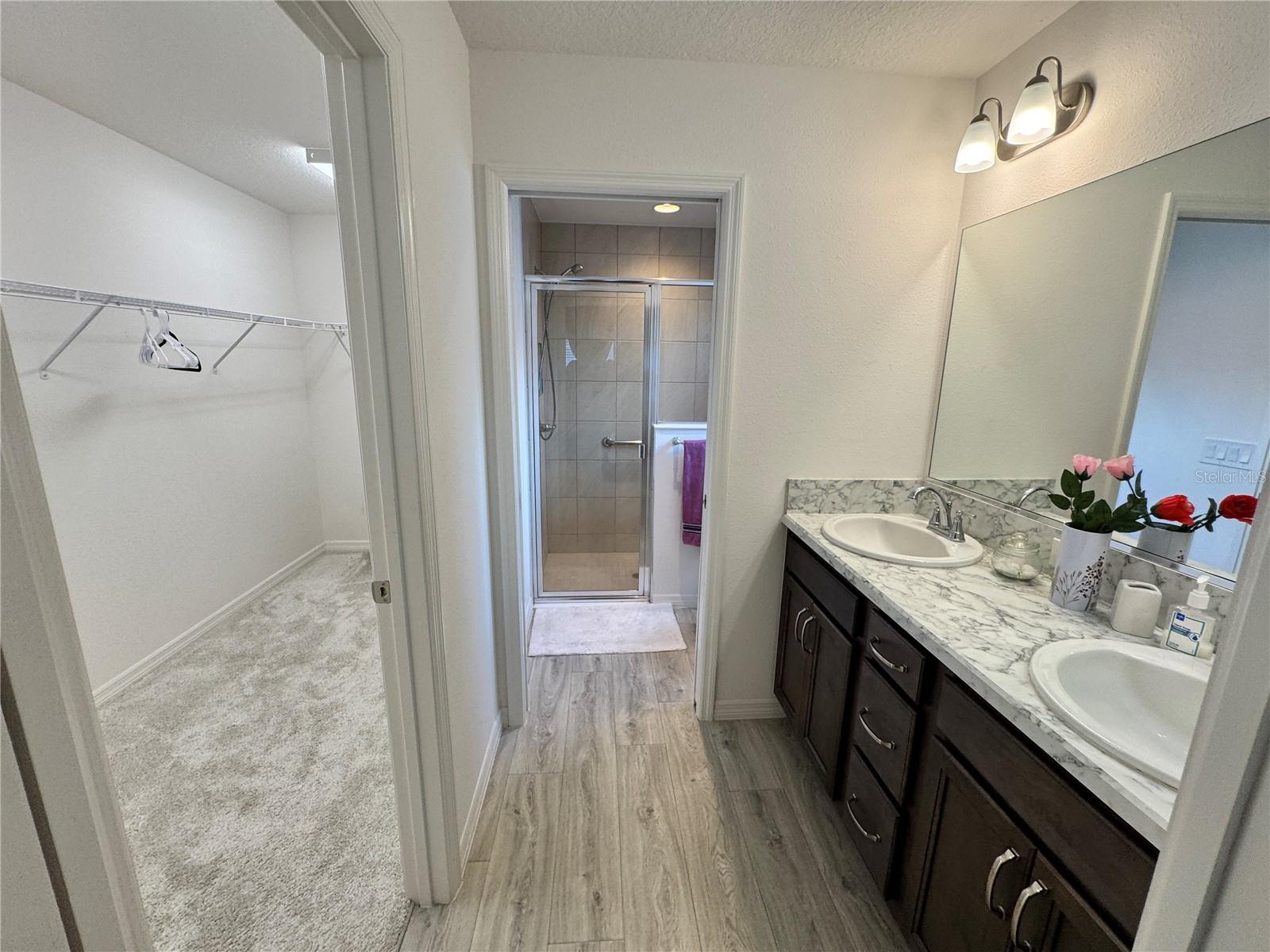 5822 ROUDELL WAY, THE VILLAGES, FL, 32163