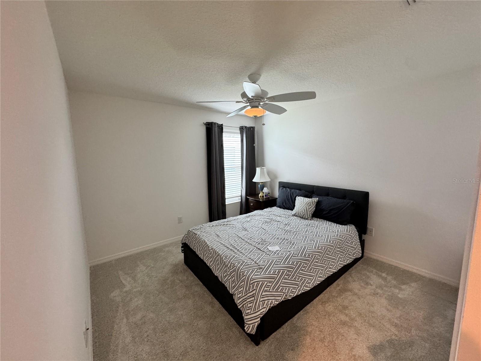 5822 ROUDELL WAY, THE VILLAGES, FL, 32163