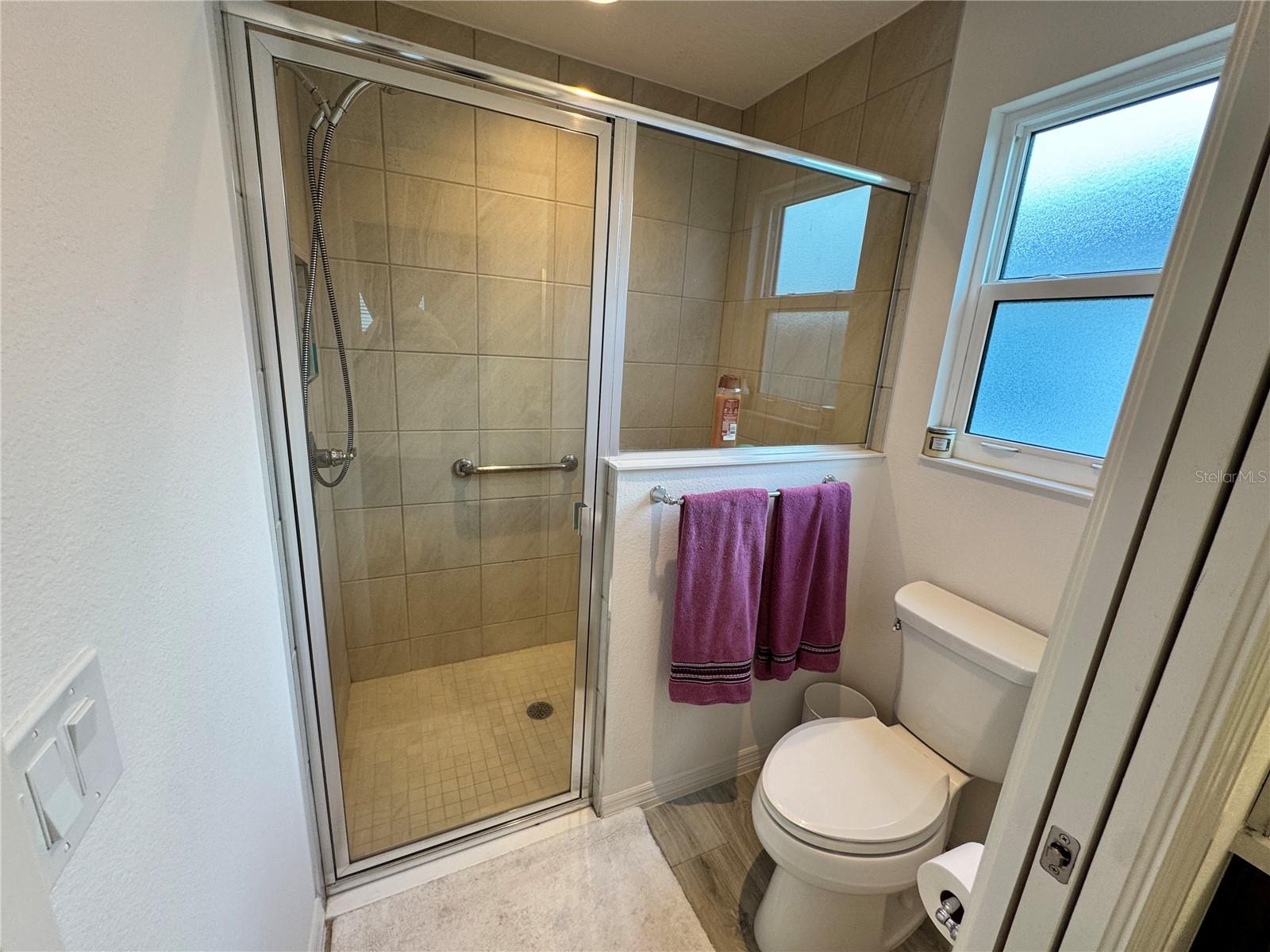 5822 ROUDELL WAY, THE VILLAGES, FL, 32163