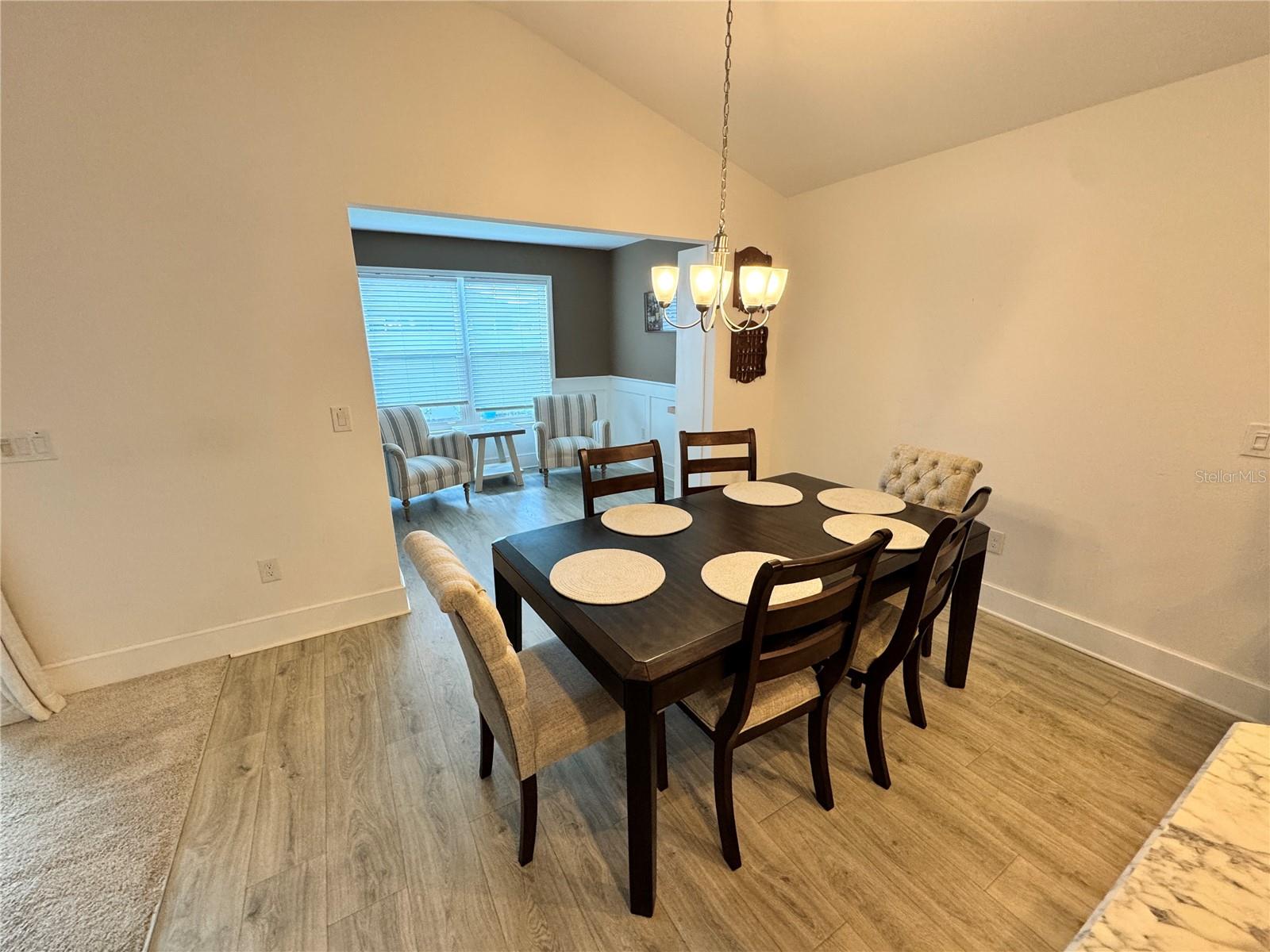 5822 ROUDELL WAY, THE VILLAGES, FL, 32163