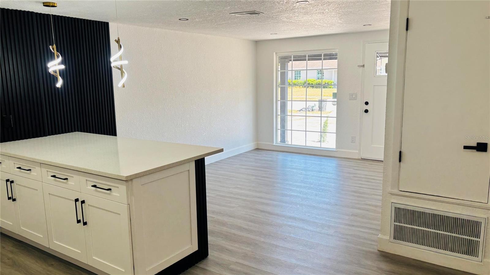 6456 WILLOW WOOD LN, TAMPA, FL, 33634