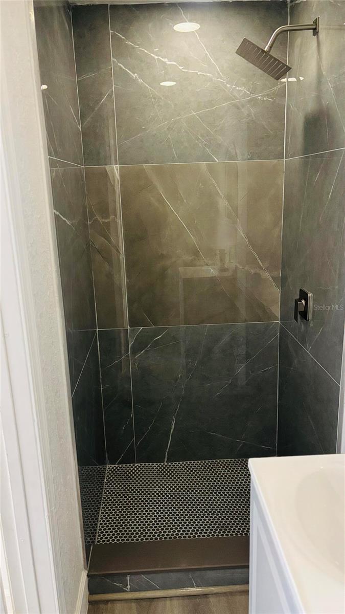 6456 WILLOW WOOD LN, TAMPA, FL, 33634