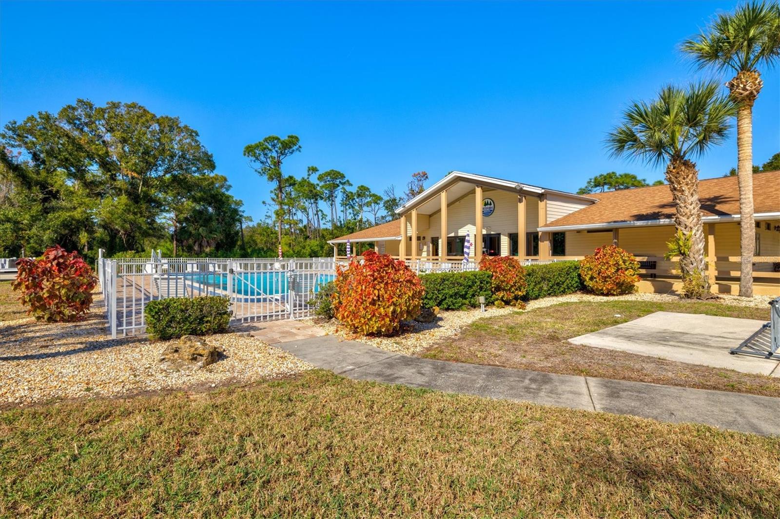 404 PINEBROOK CRES #4, VENICE, FL, 34285