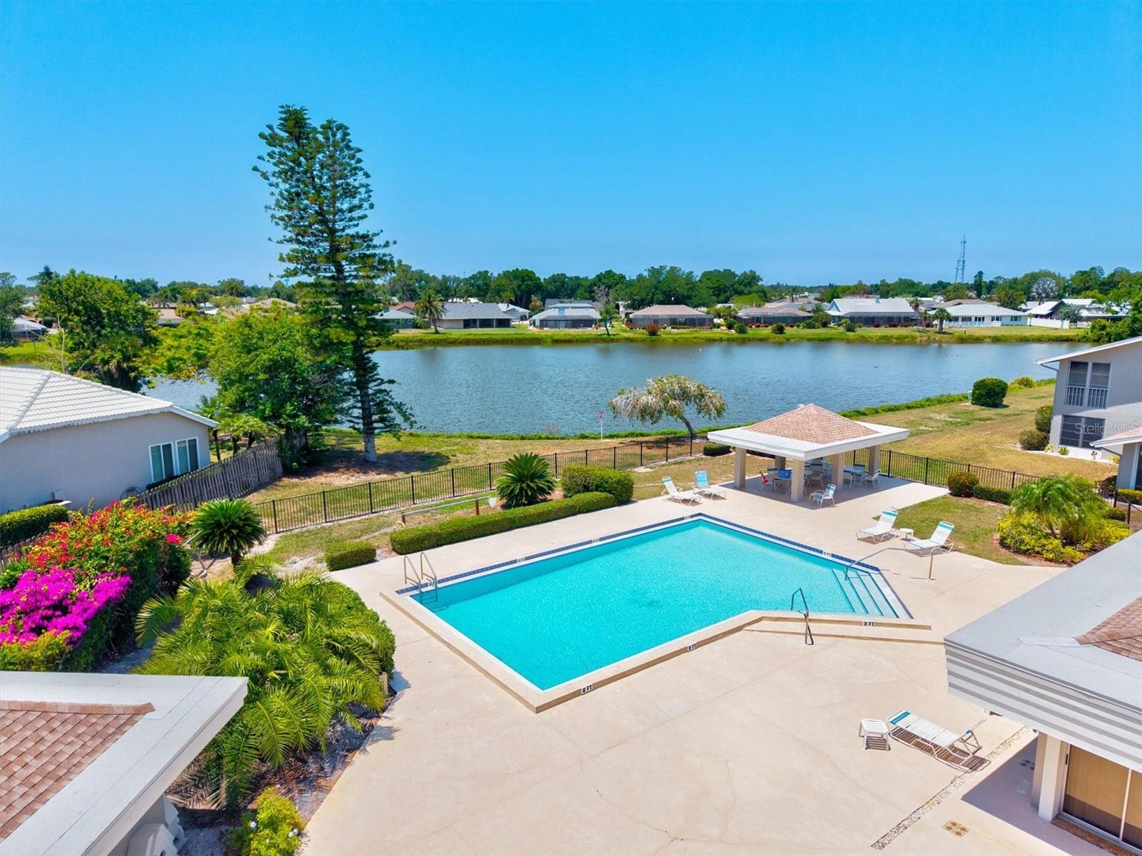 404 PINEBROOK CRES #4, VENICE, FL, 34285