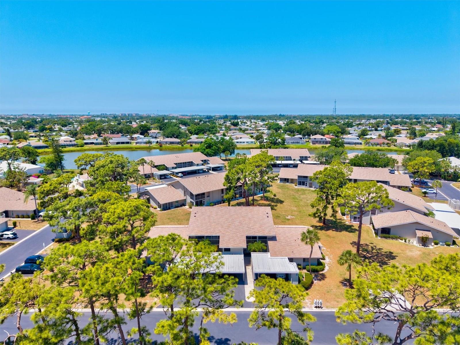 404 PINEBROOK CRES #4, VENICE, FL, 34285