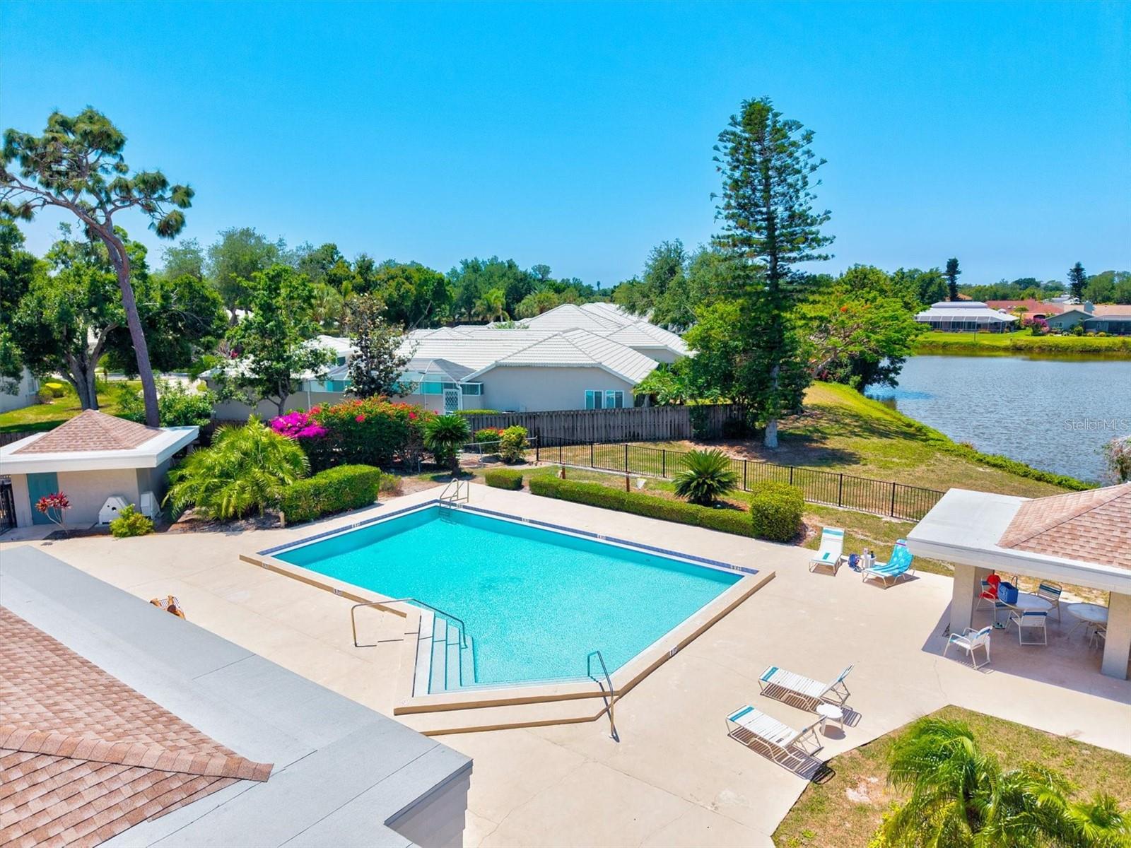 404 PINEBROOK CRES #4, VENICE, FL, 34285
