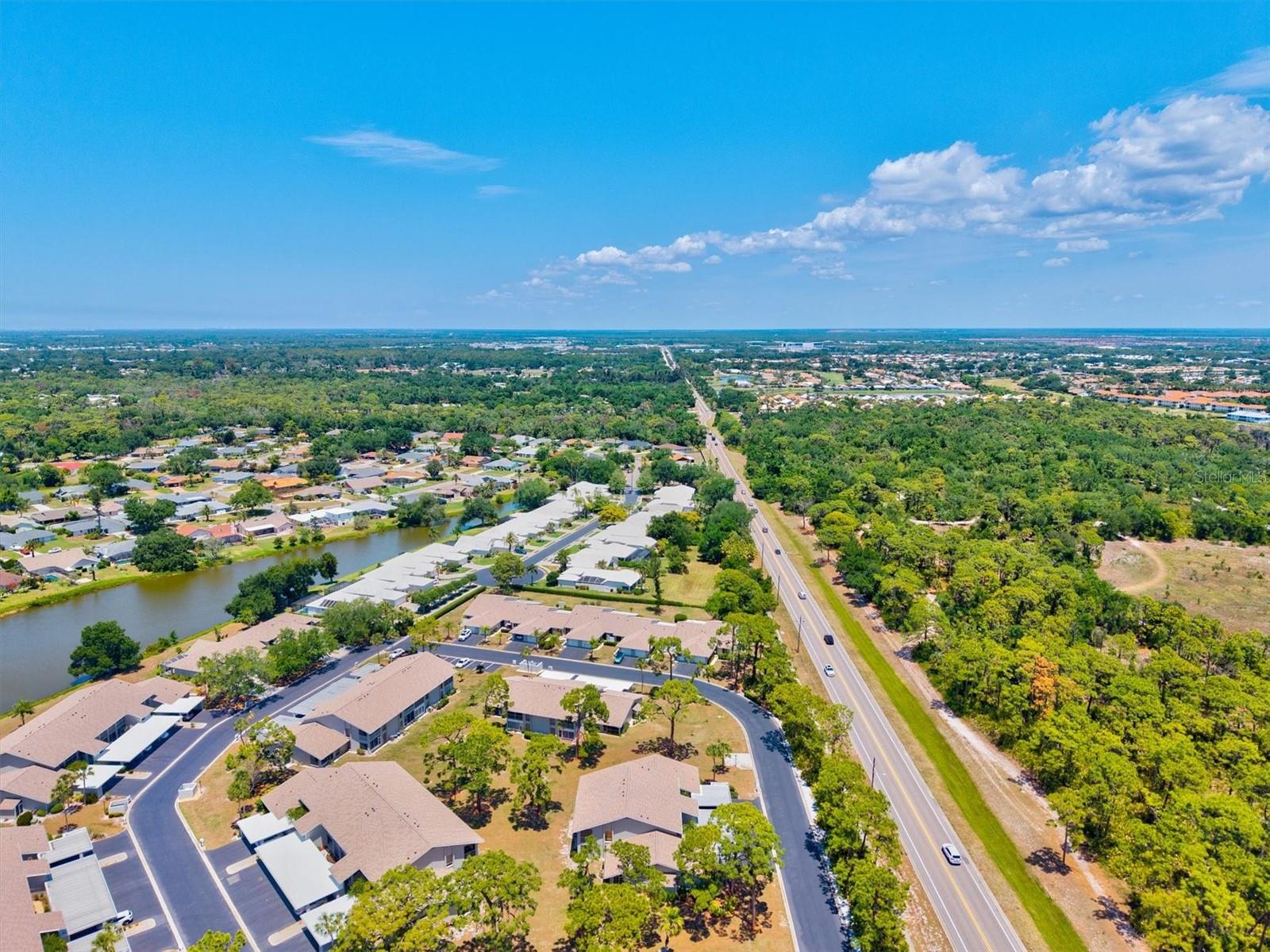 404 PINEBROOK CRES #4, VENICE, FL, 34285