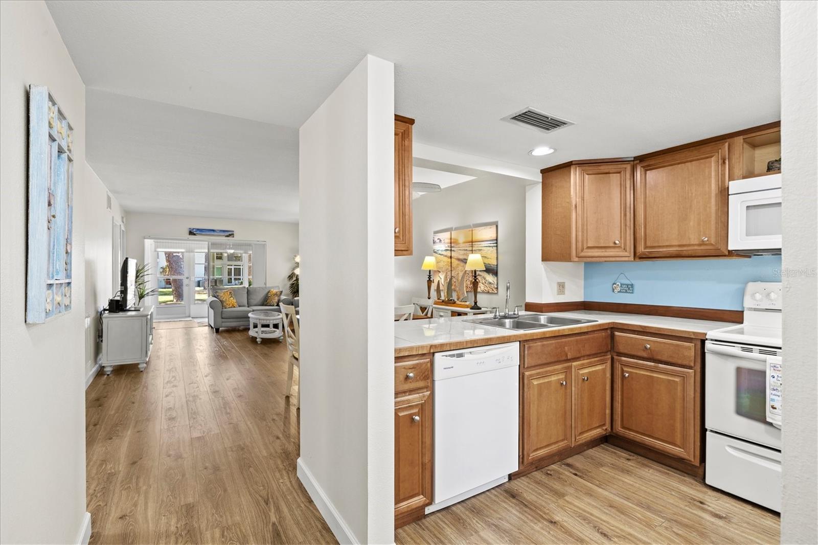 404 PINEBROOK CRES #4, VENICE, FL, 34285