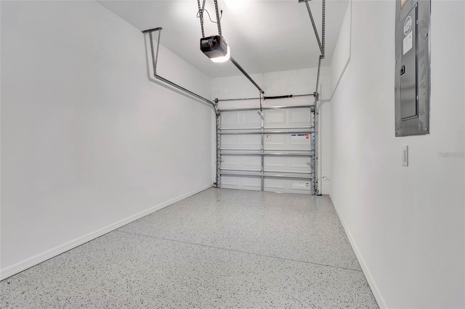 2596 PENGUIN BLVD, DAVENPORT, FL, 33837