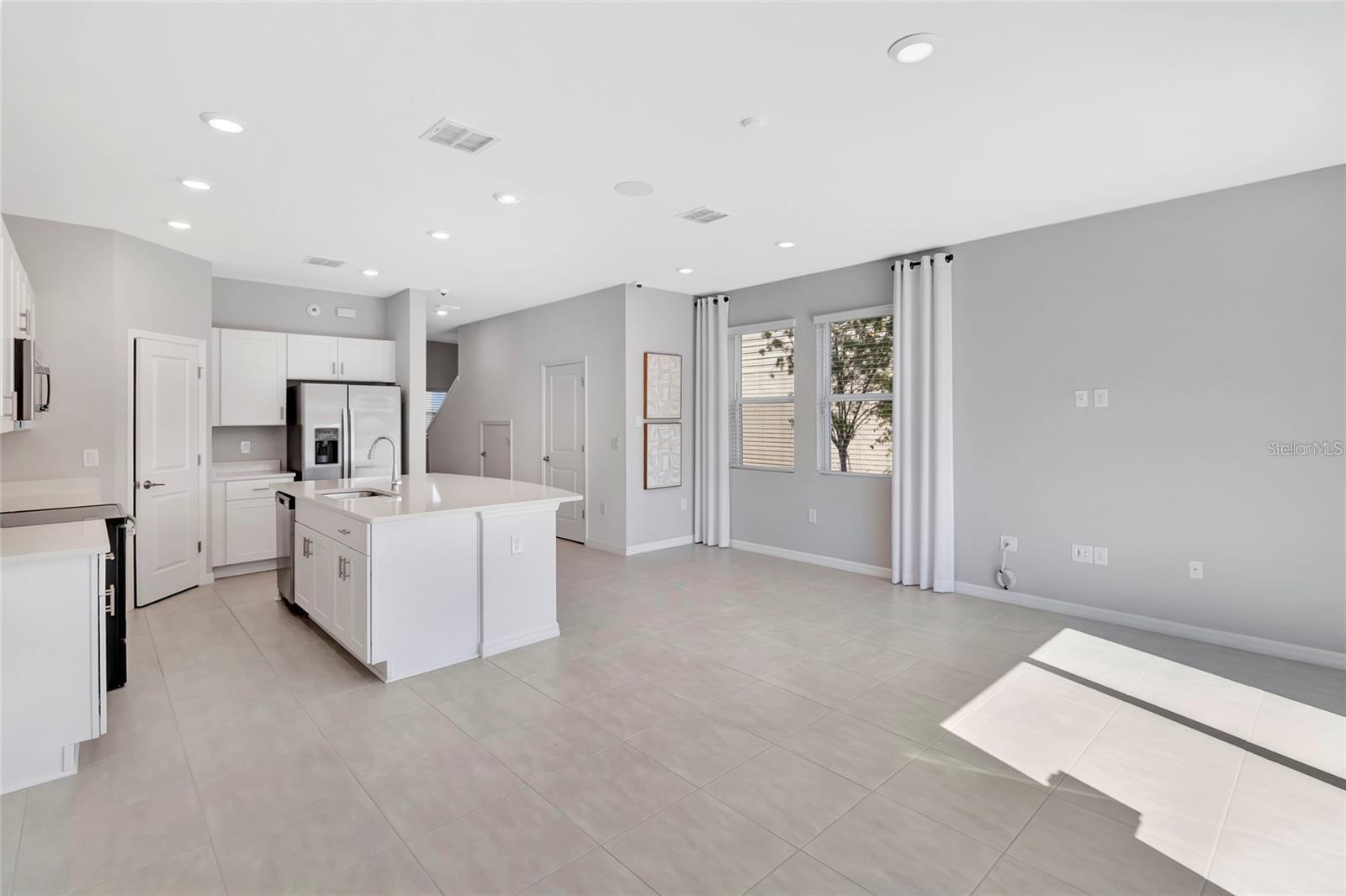 2596 PENGUIN BLVD, DAVENPORT, FL, 33837