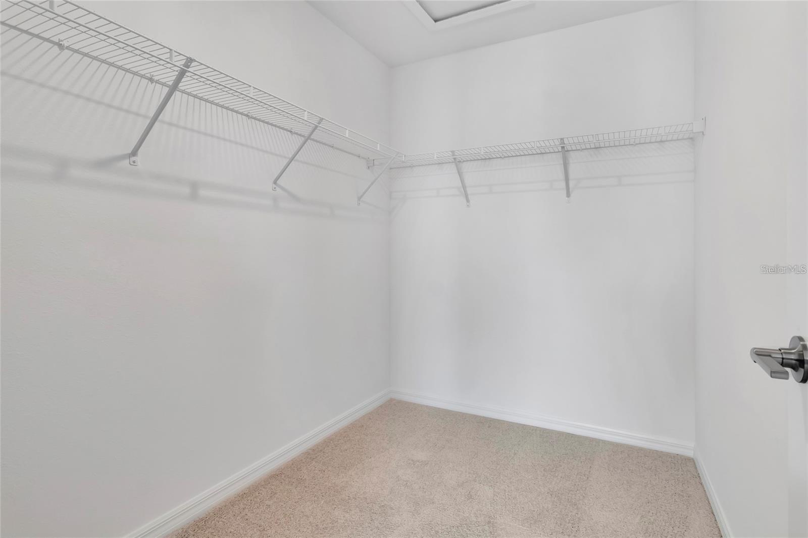 2596 PENGUIN BLVD, DAVENPORT, FL, 33837