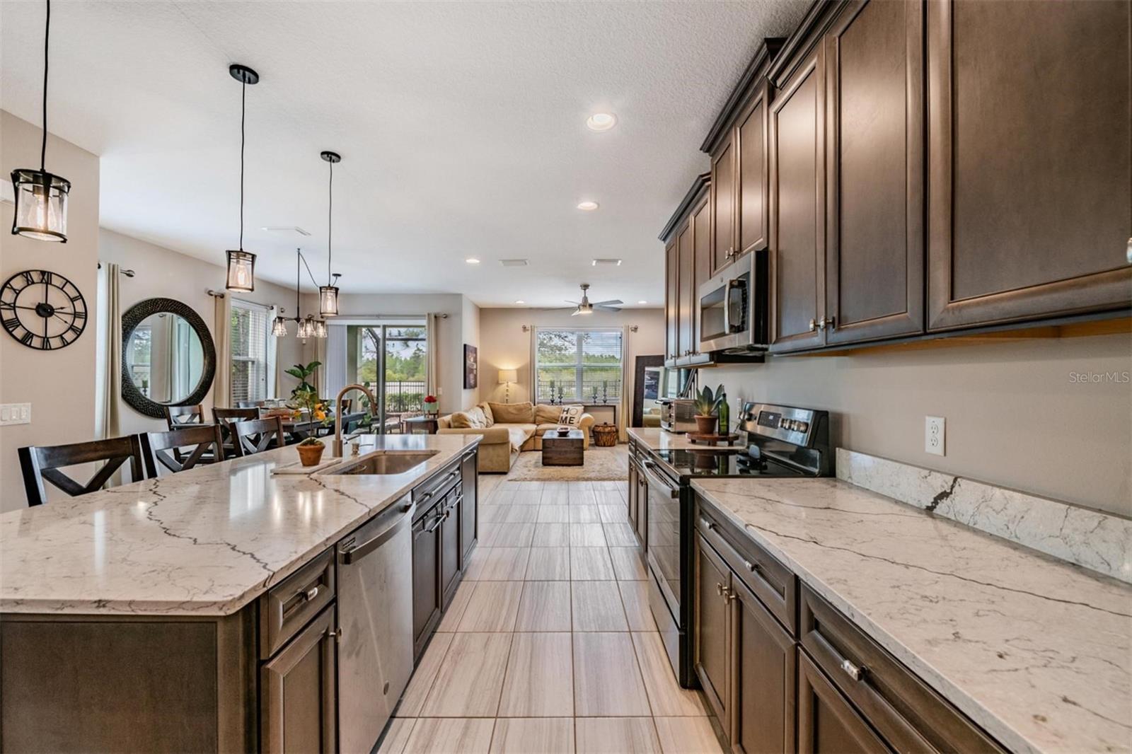 29947 SOUTHWELL LN, WESLEY CHAPEL, FL, 33543