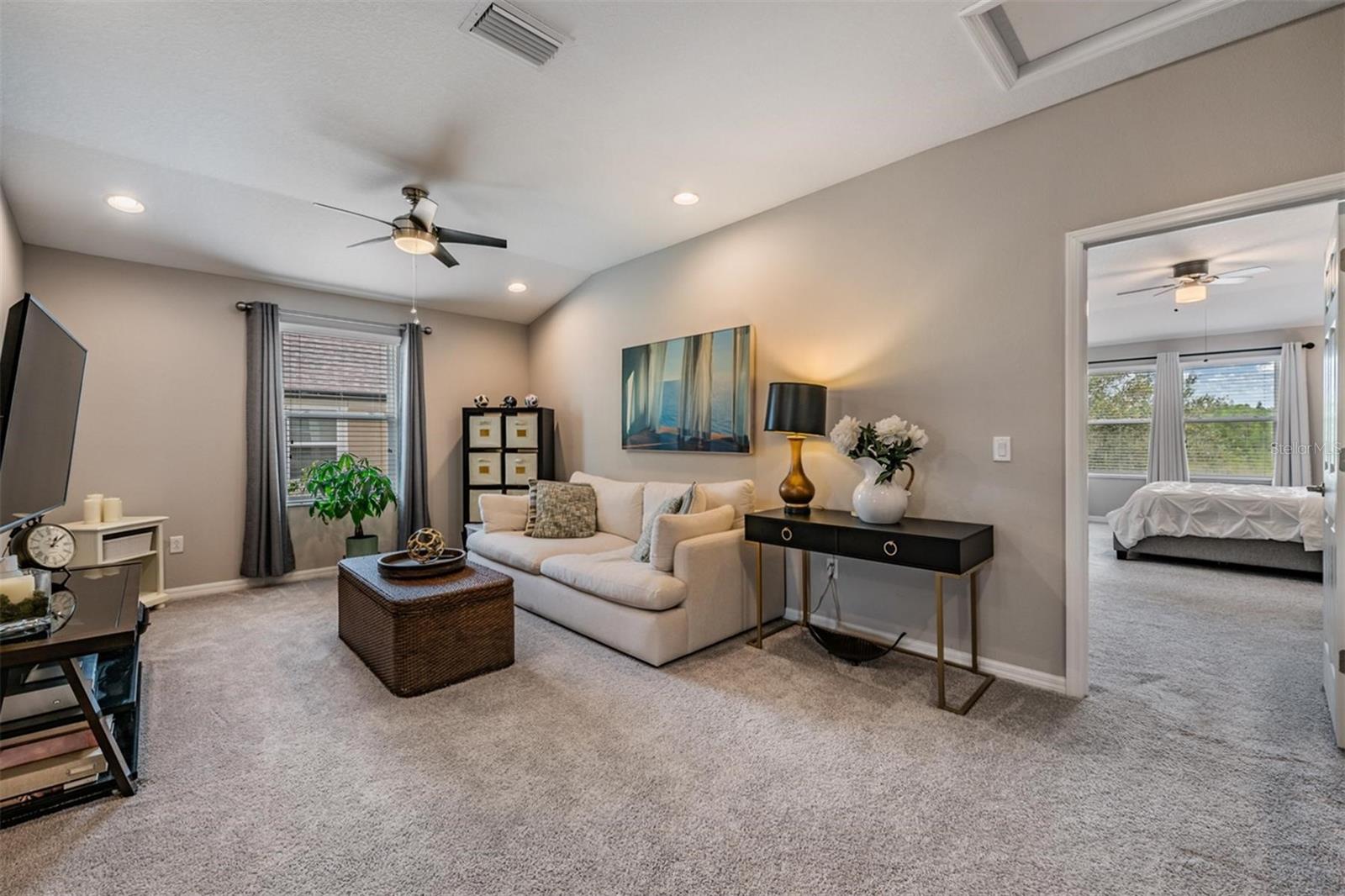 29947 SOUTHWELL LN, WESLEY CHAPEL, FL, 33543