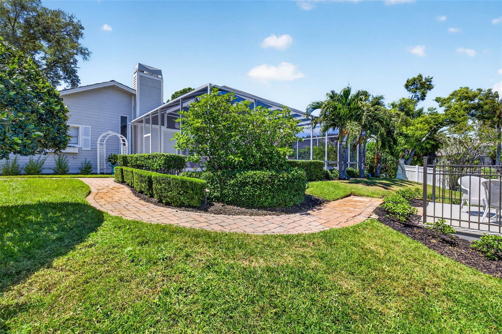 11671 HARBORSIDE CIR, LARGO, FL, 33773