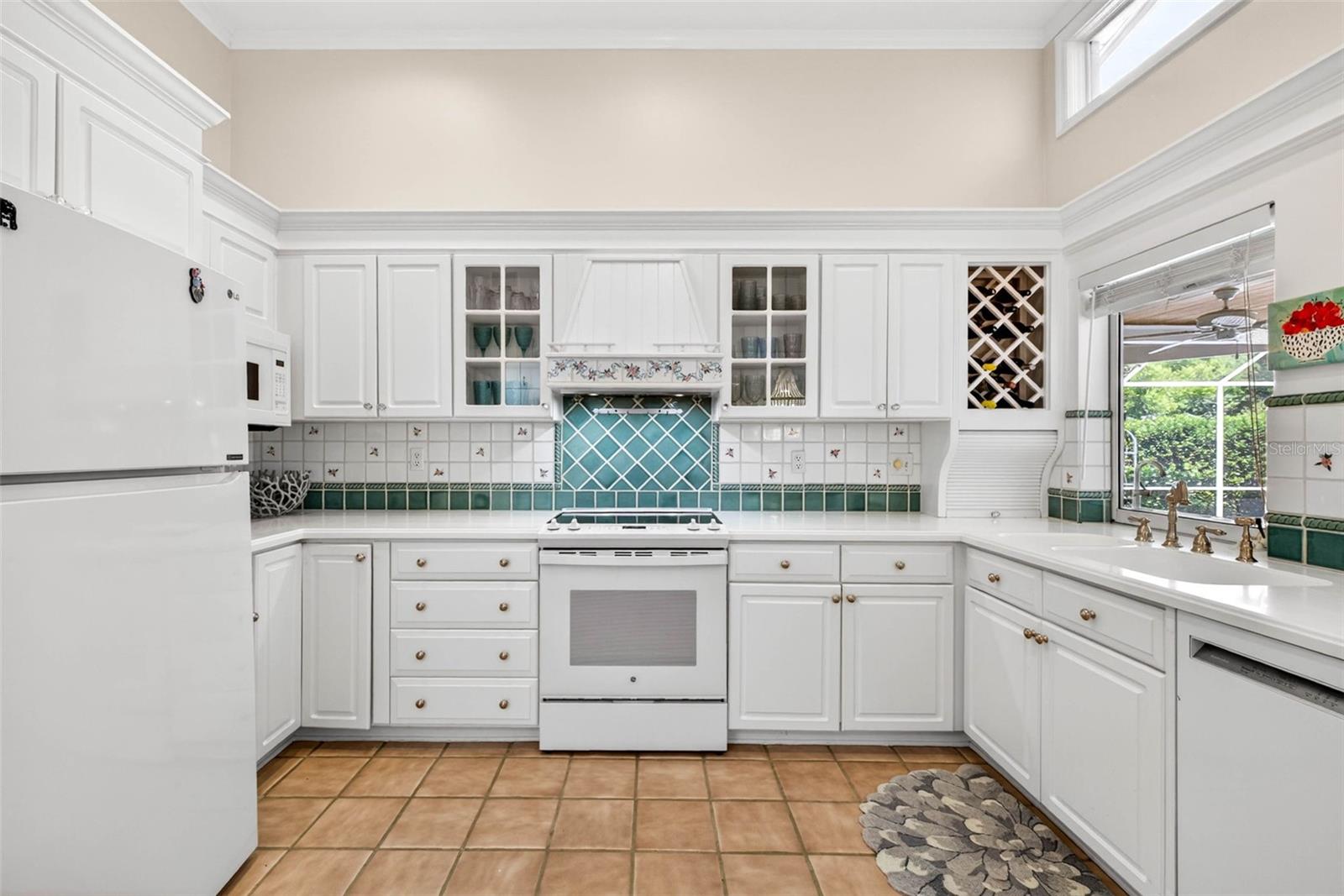 11671 HARBORSIDE CIR, LARGO, FL, 33773