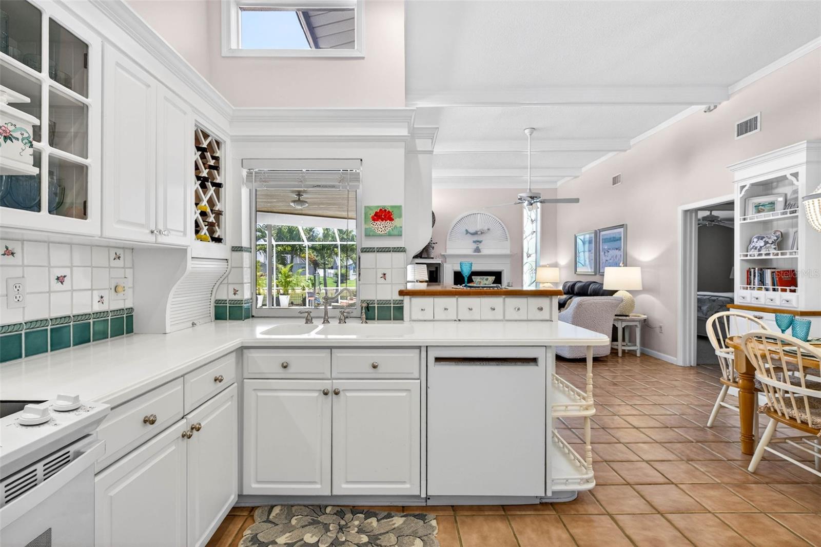 11671 HARBORSIDE CIR, LARGO, FL, 33773