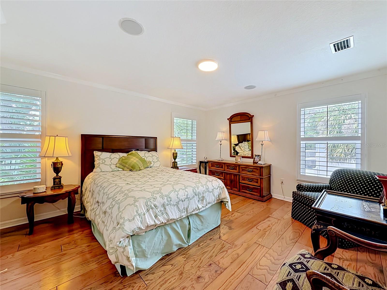 4616 W INGRAHAM ST, TAMPA, FL, 33616