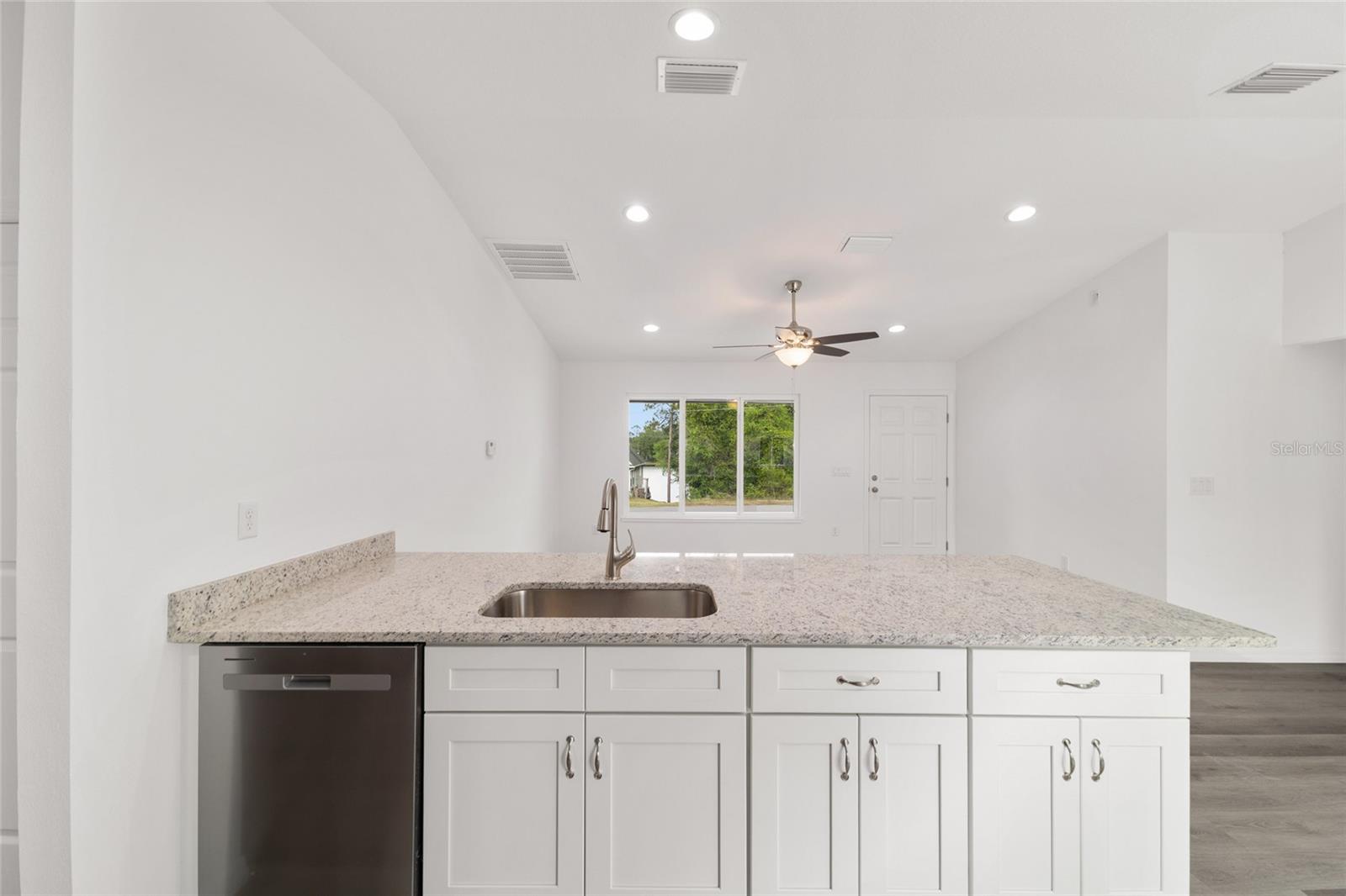 13078 NE 7TH LOOP, SILVER SPRINGS, FL, 34488