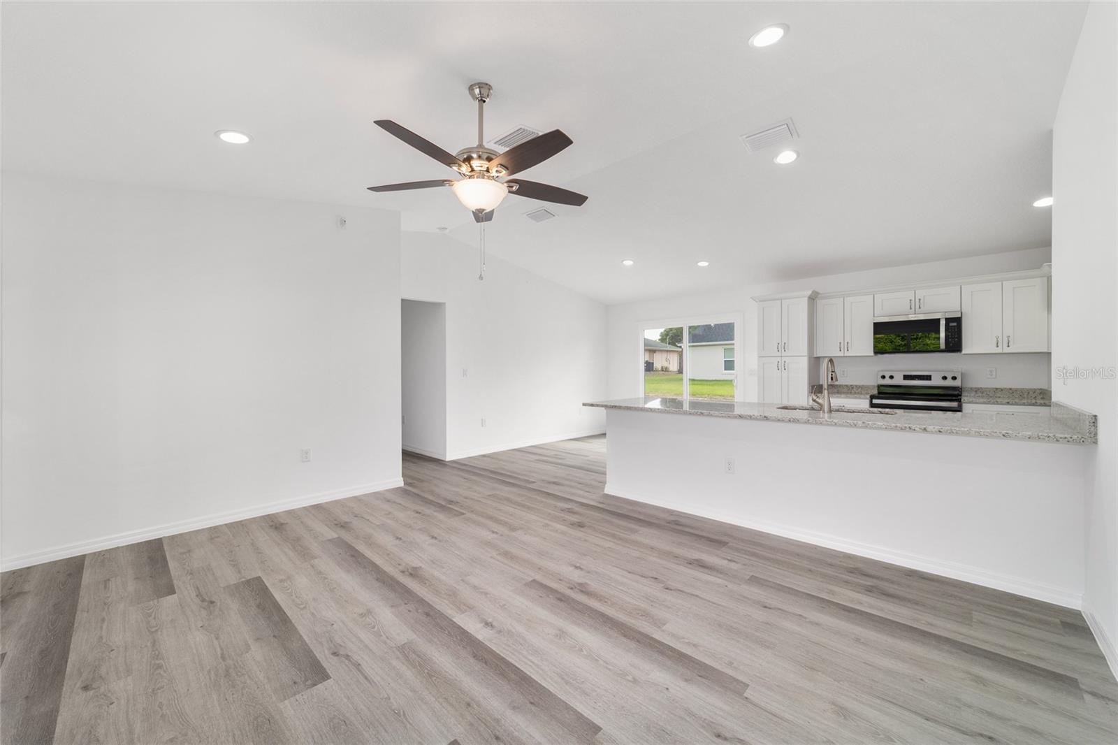 13078 NE 7TH LOOP, SILVER SPRINGS, FL, 34488