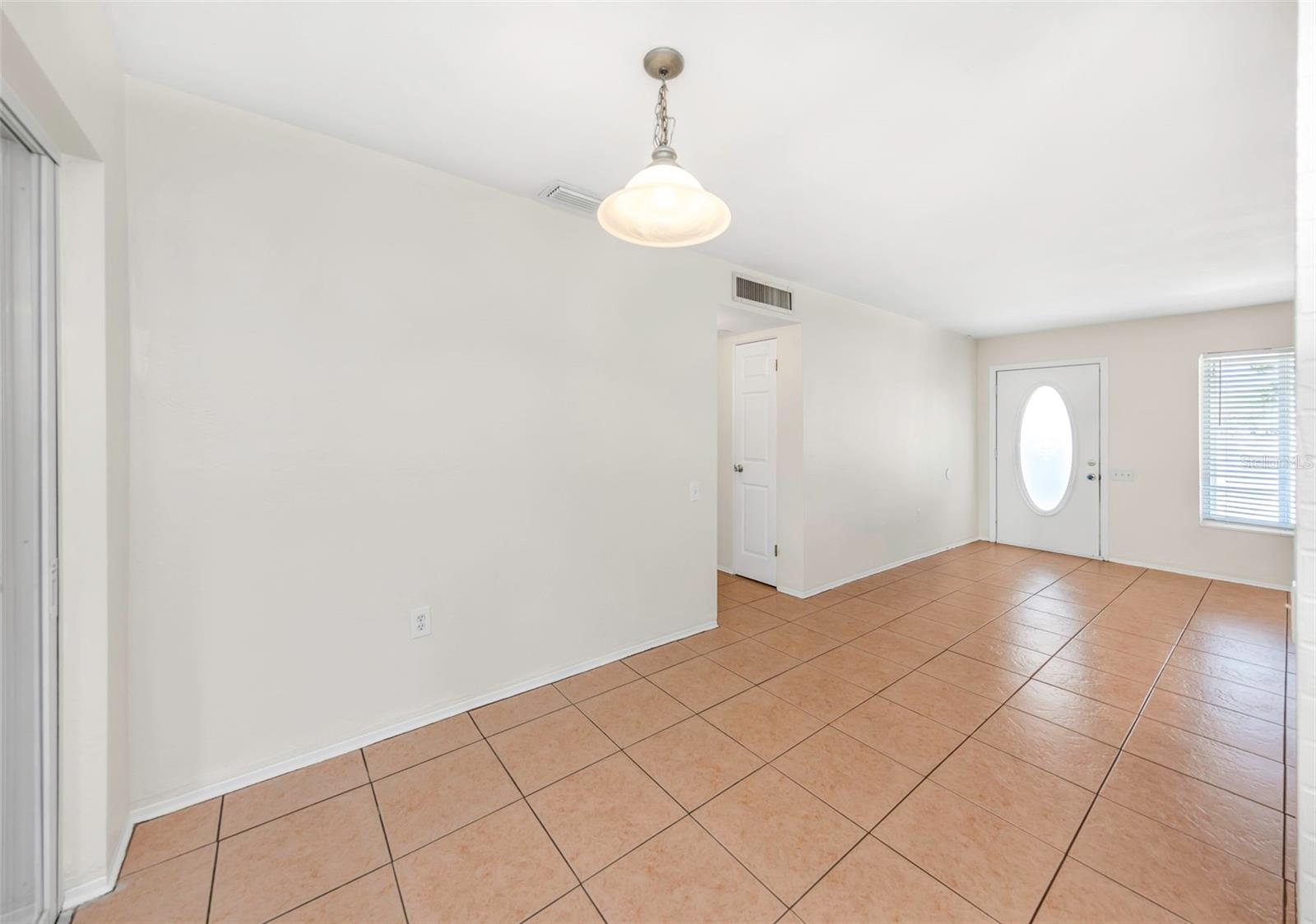 11234 68TH AVE N, SEMINOLE, FL, 33772