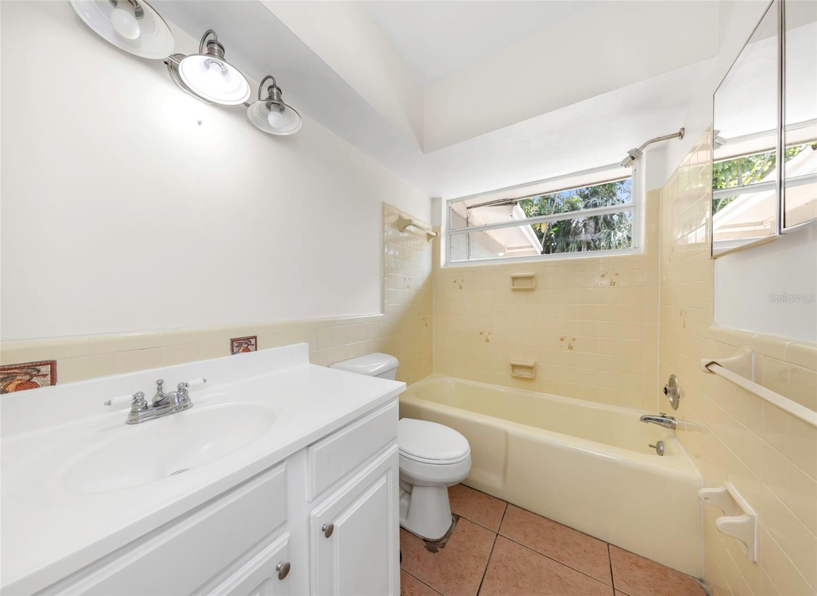 11234 68TH AVE N, SEMINOLE, FL, 33772