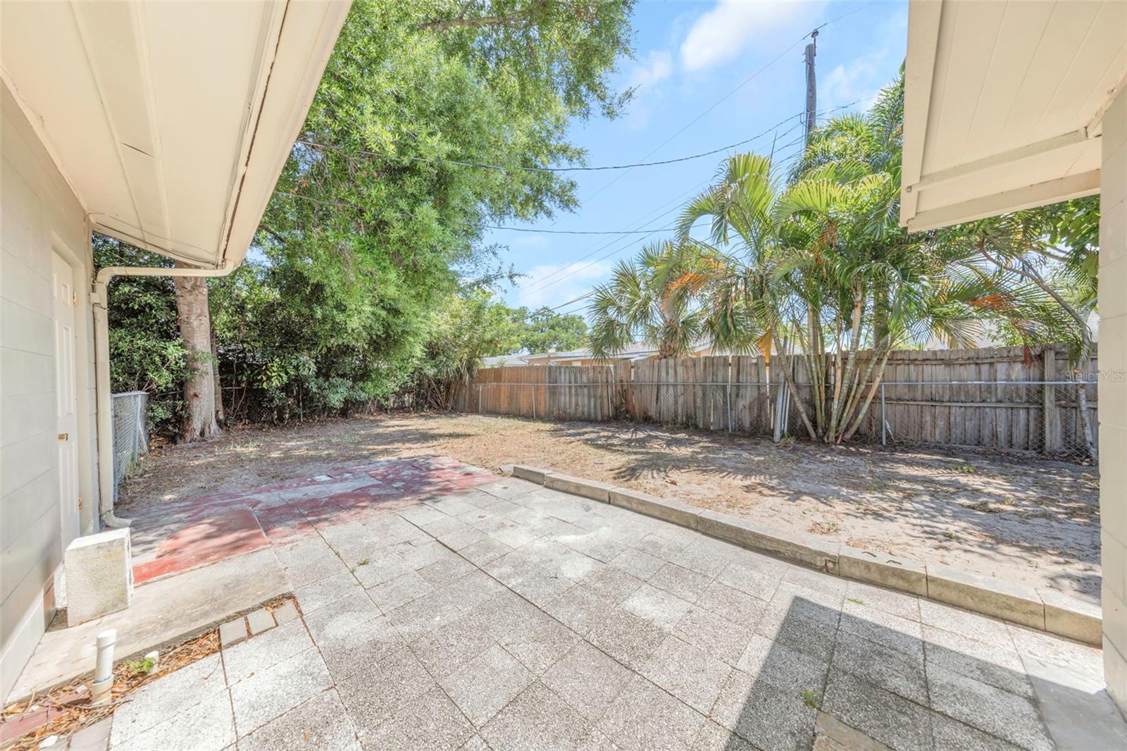11234 68TH AVE N, SEMINOLE, FL, 33772
