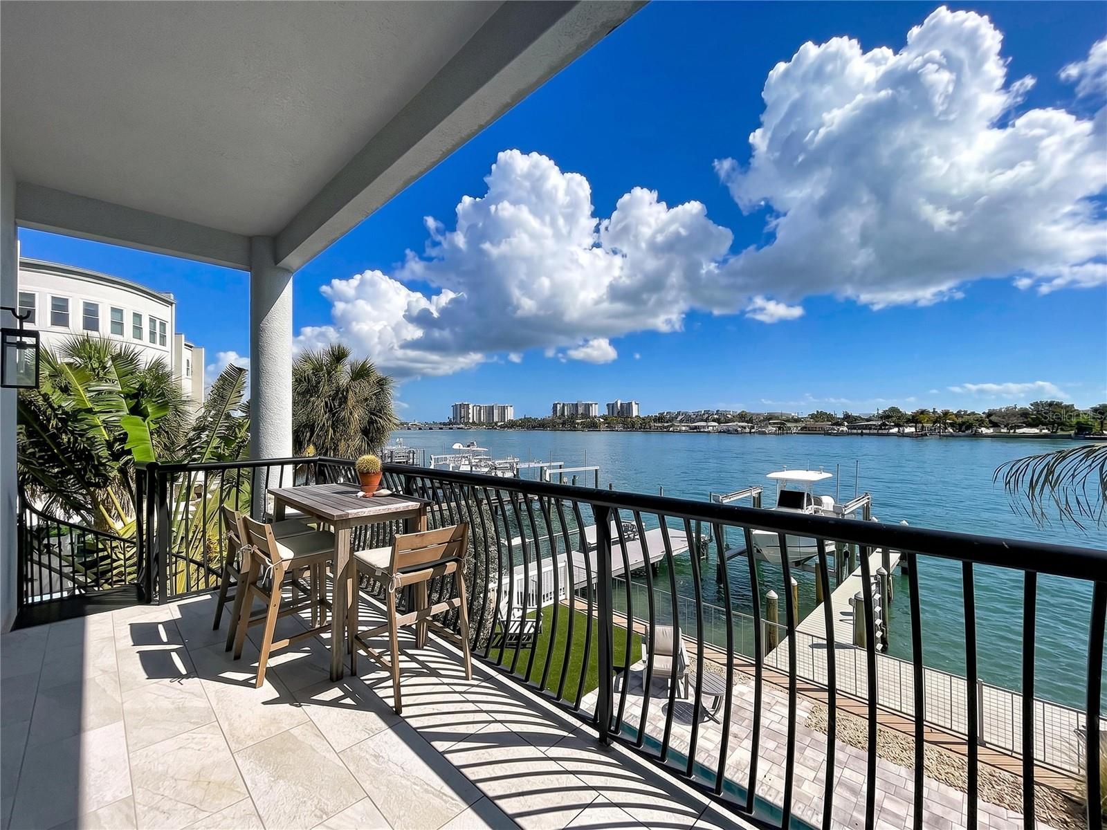 306 BAY PLZ, TREASURE ISLAND, FL, 33706