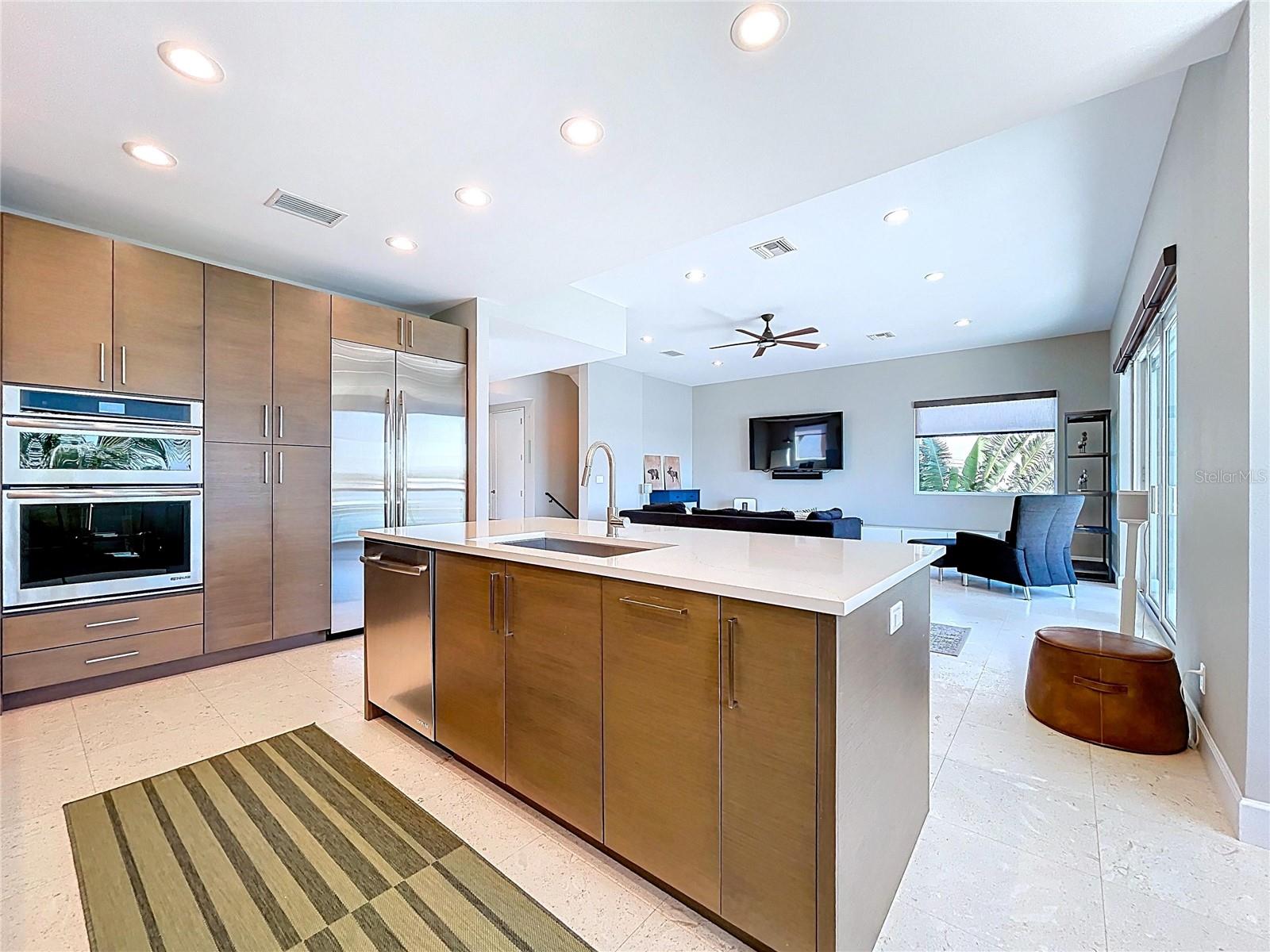 306 BAY PLZ, TREASURE ISLAND, FL, 33706