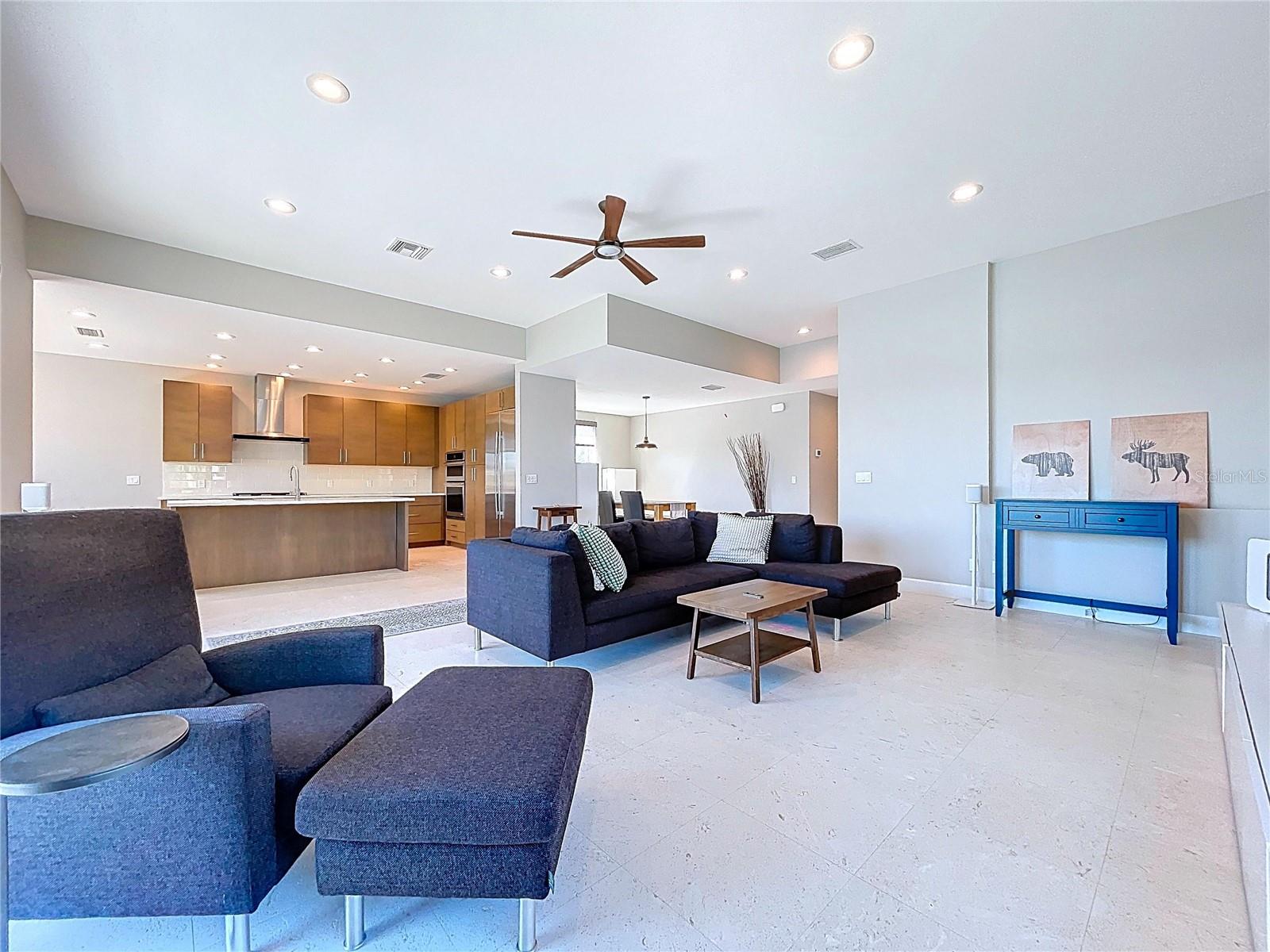 306 BAY PLZ, TREASURE ISLAND, FL, 33706