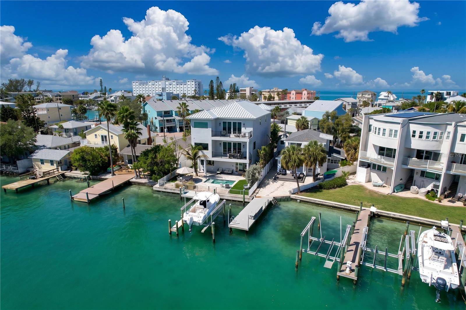 306 BAY PLZ, TREASURE ISLAND, FL, 33706