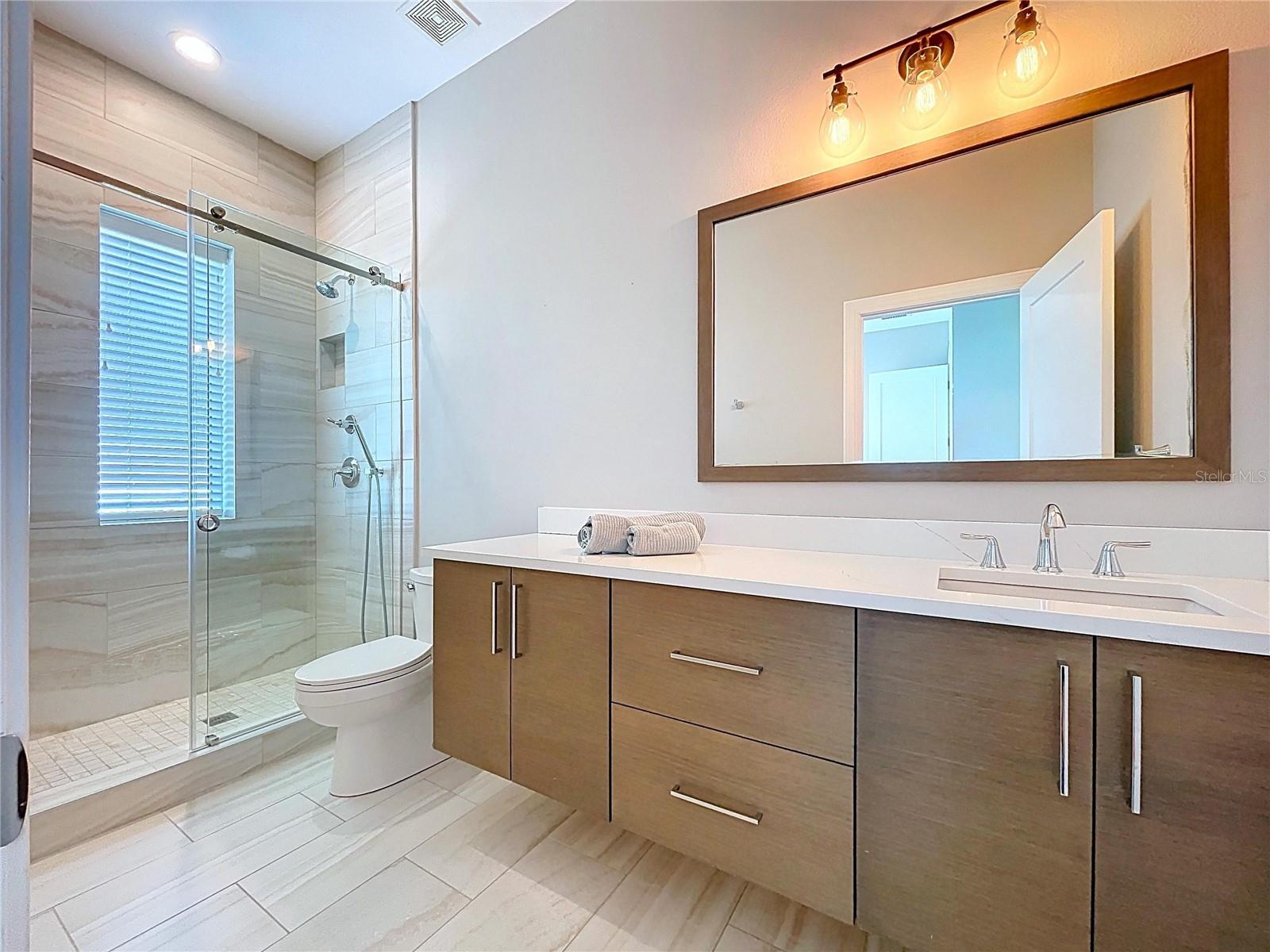 306 BAY PLZ, TREASURE ISLAND, FL, 33706