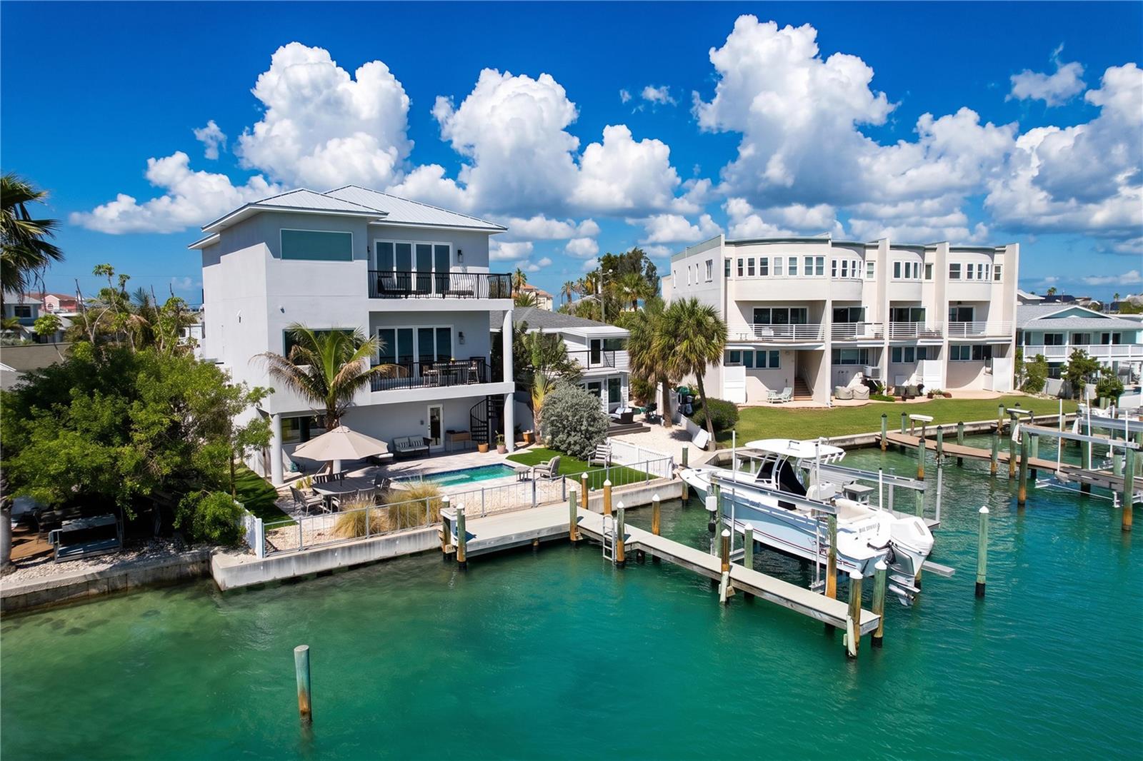 306 BAY PLZ, TREASURE ISLAND, FL, 33706