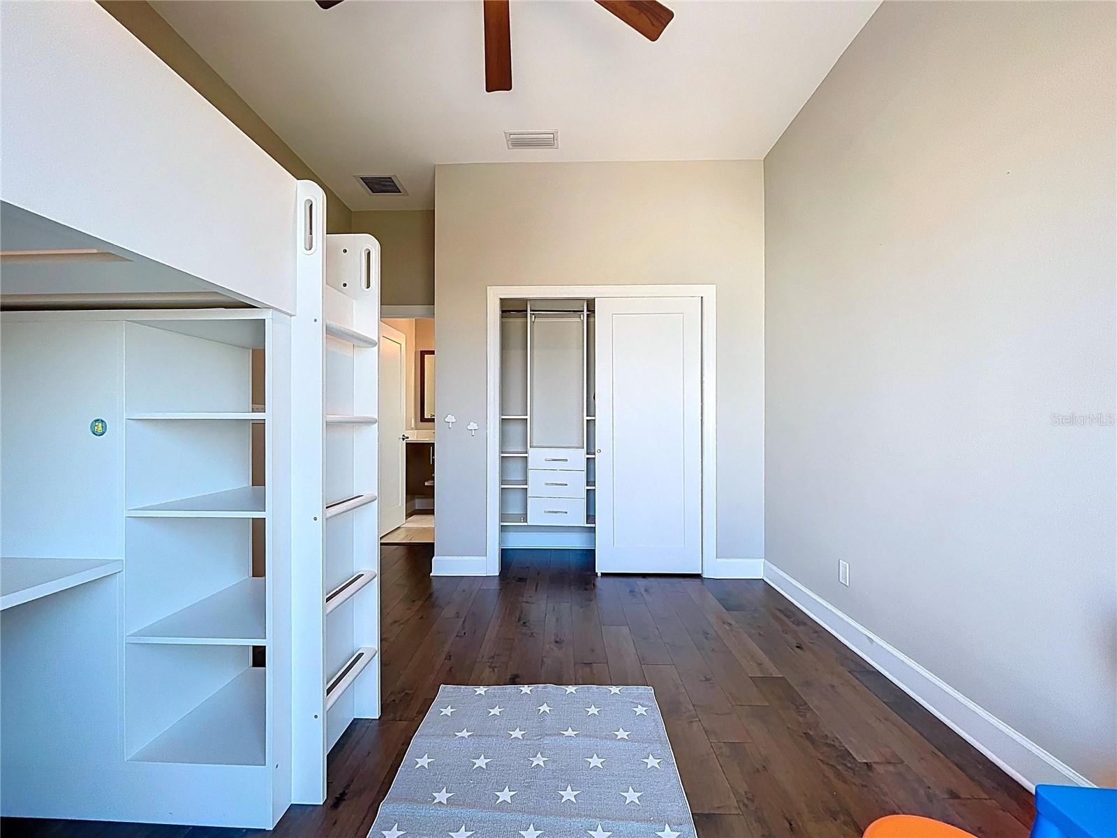 306 BAY PLZ, TREASURE ISLAND, FL, 33706