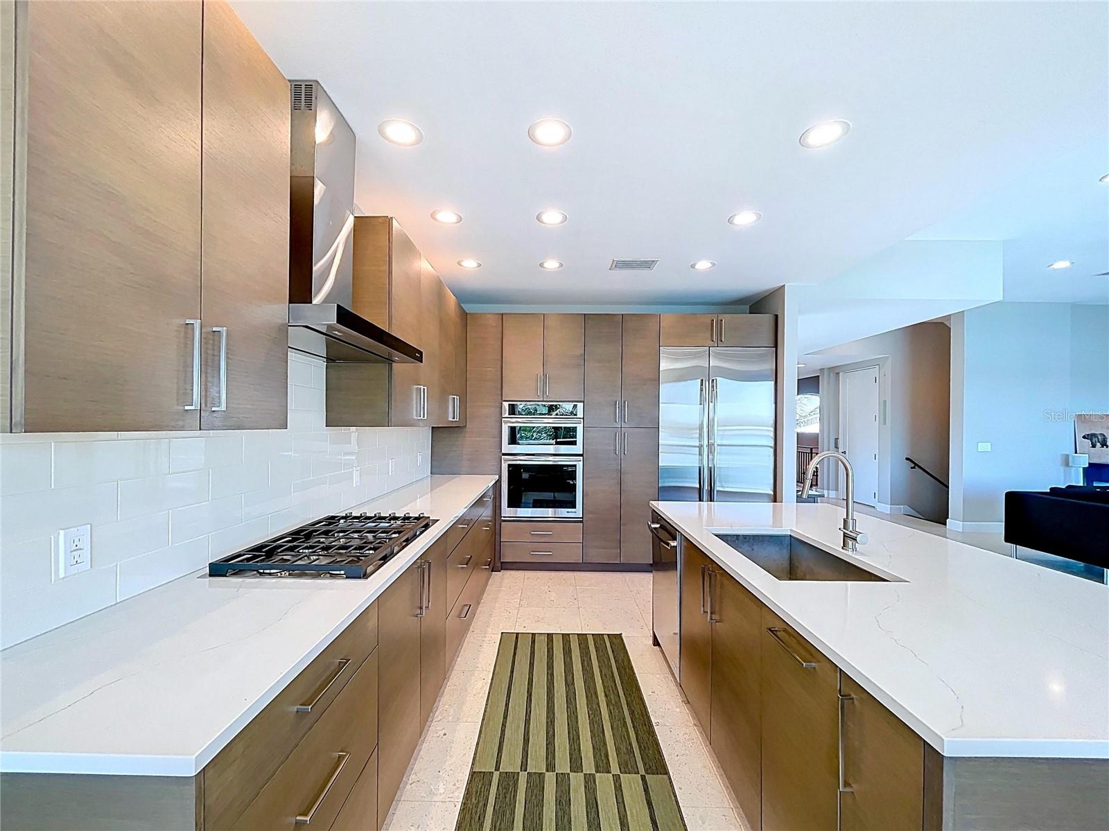 306 BAY PLZ, TREASURE ISLAND, FL, 33706