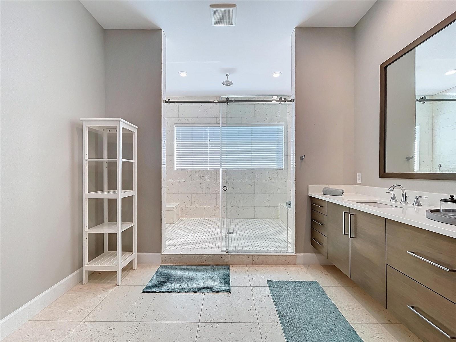 306 BAY PLZ, TREASURE ISLAND, FL, 33706