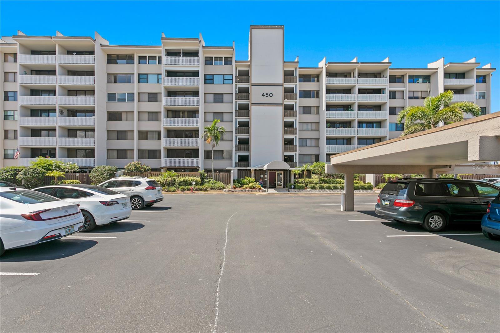 450 TREASURE ISLAND CSWY #104, TREASURE ISLAND, FL, 33706